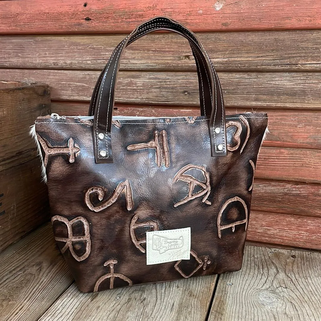 017 Feed Bag - Tricolor w/ Mahogany Brands