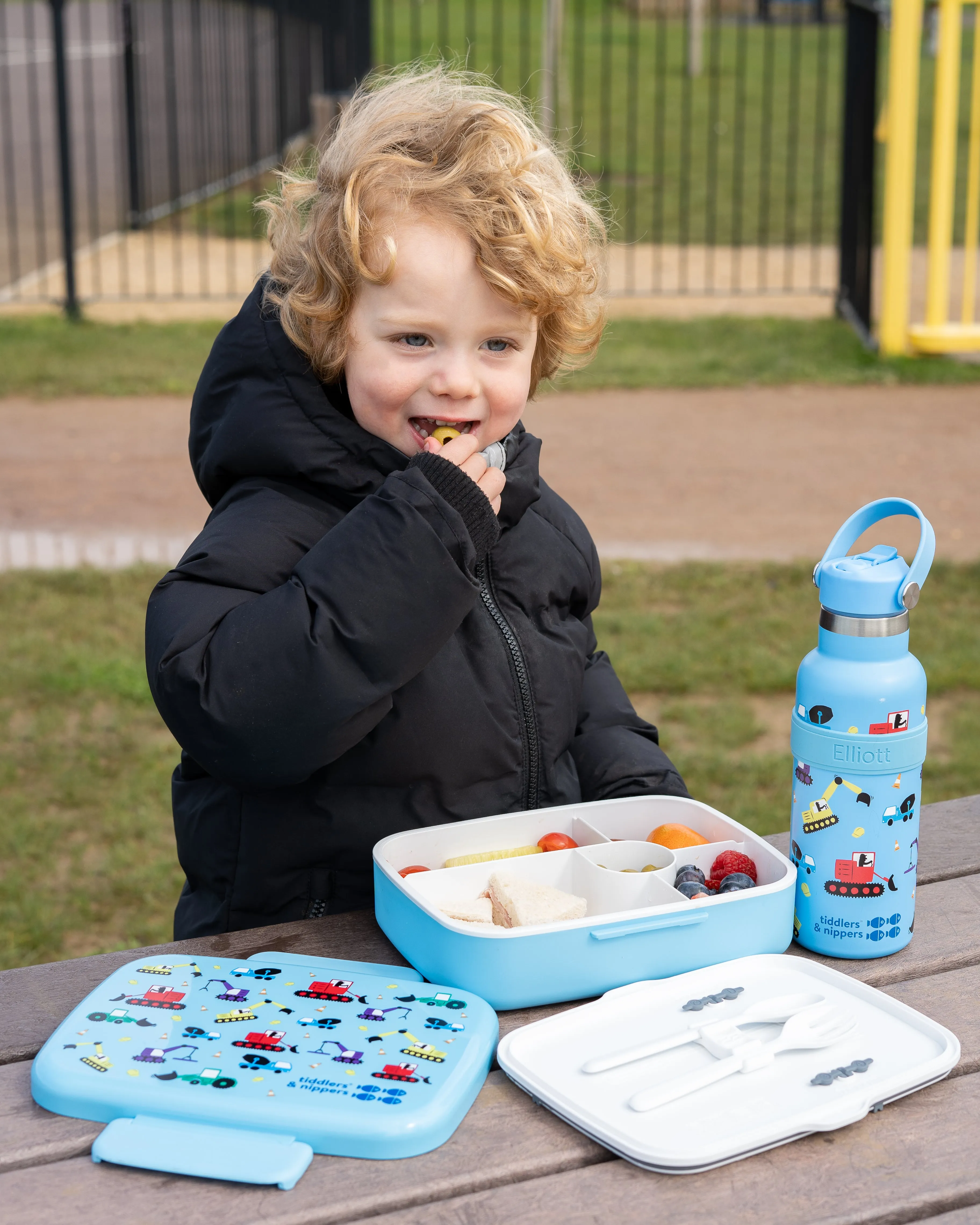 5 Compartment Lunch / Bento Box for Kids & Adults! | Includes Cutlery - Fork & Spoon | Leak-Proof & BPA-Free | Microwave, Freezer & Dishwasher Safe