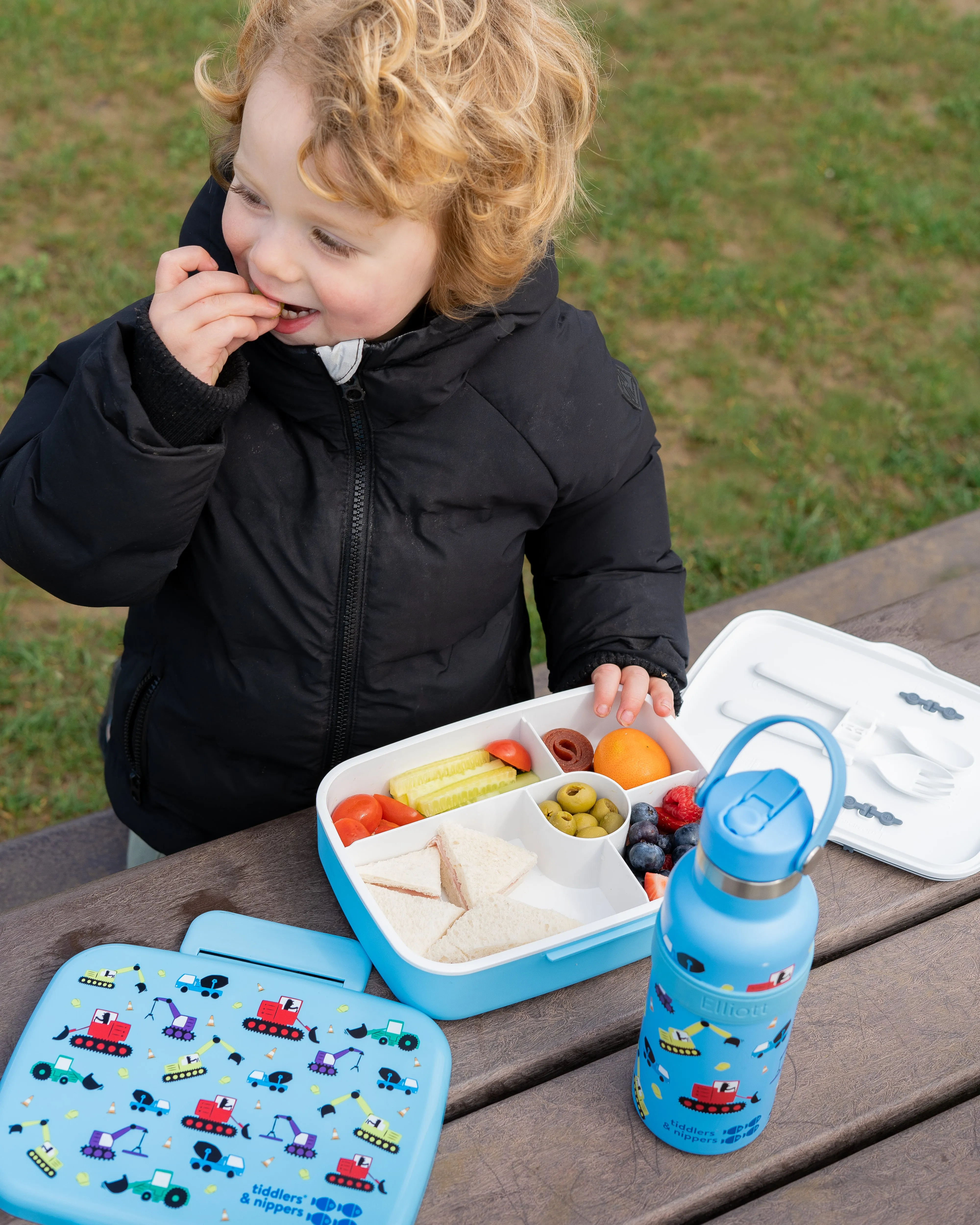 5 Compartment Lunch / Bento Box for Kids & Adults! | Includes Cutlery - Fork & Spoon | Leak-Proof & BPA-Free | Microwave, Freezer & Dishwasher Safe