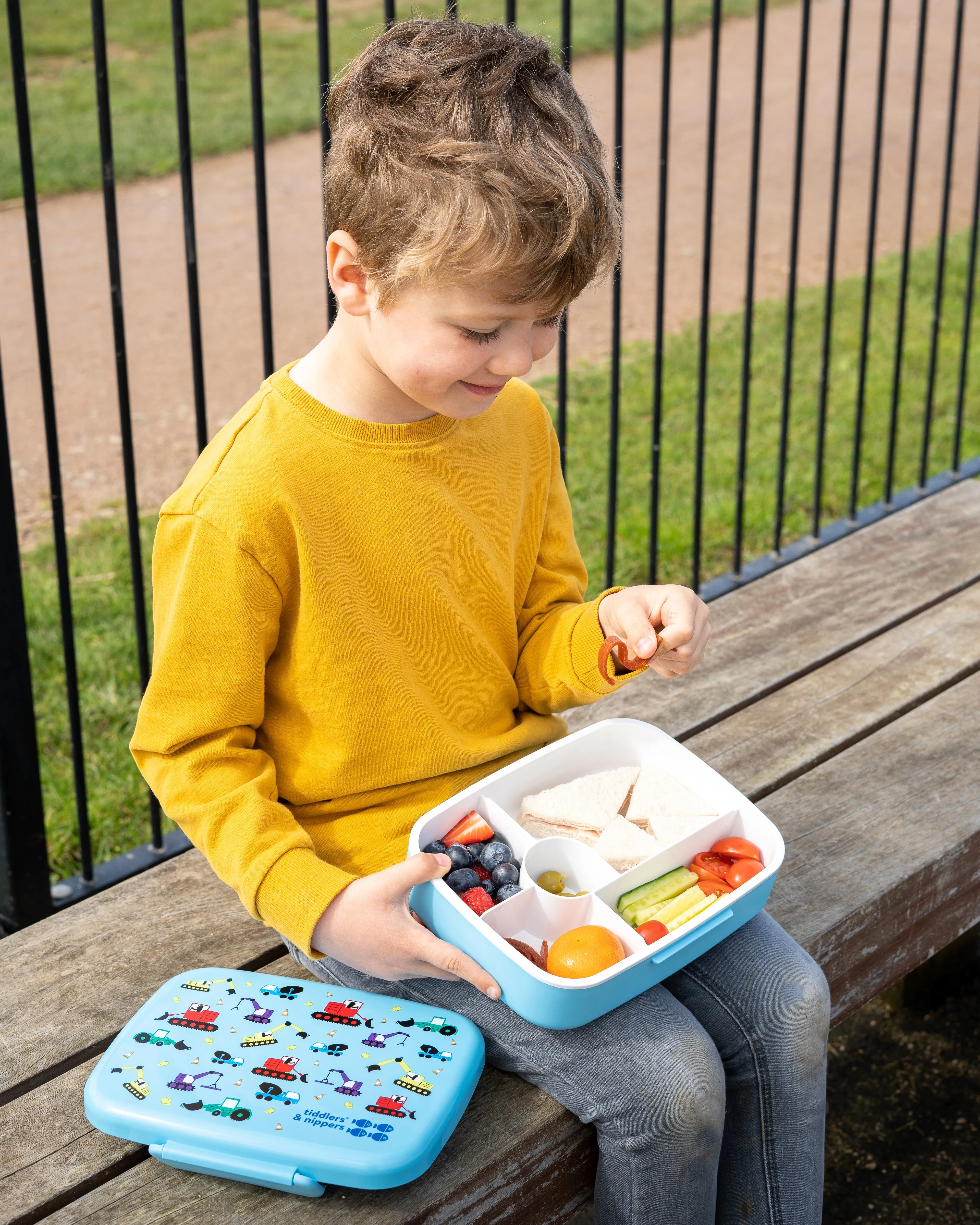 5 Compartment Lunch / Bento Box for Kids & Adults! | Includes Cutlery - Fork & Spoon | Leak-Proof & BPA-Free | Microwave, Freezer & Dishwasher Safe