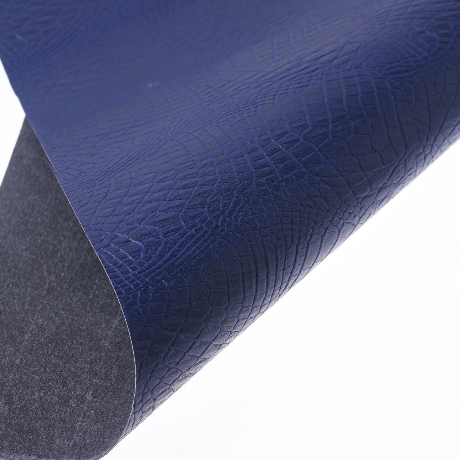 8*12" Crocodile pattern Faux leather sheets PVC Leather Fabric Sheets for bag keychain 1pcs 102650