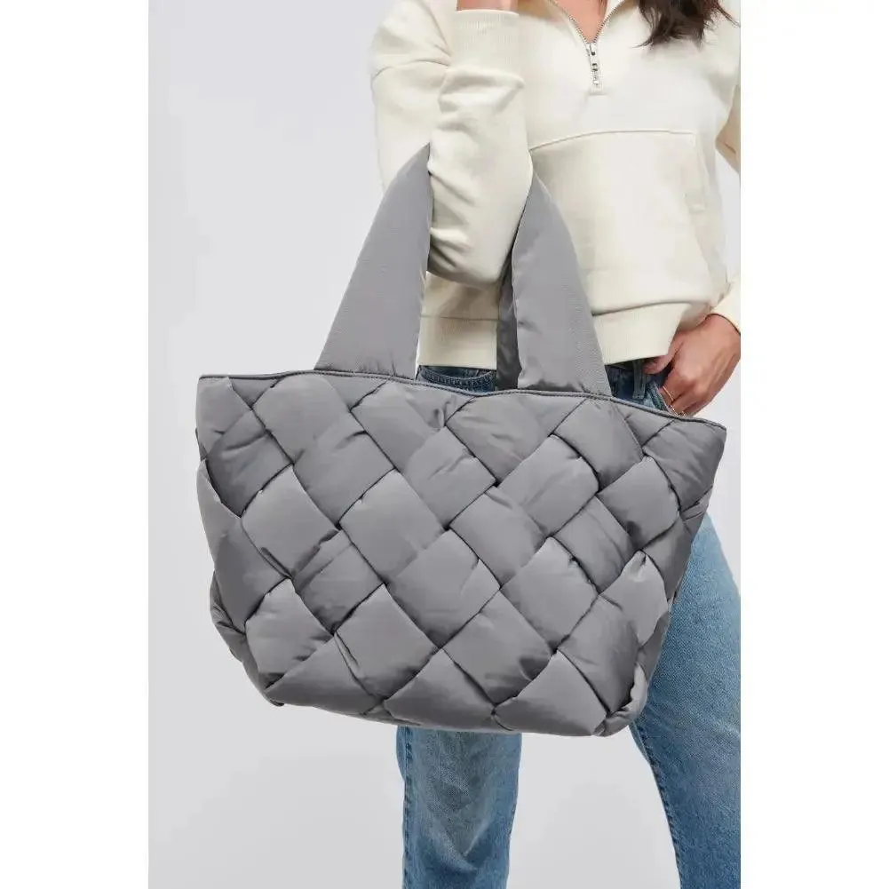 Amel Tote