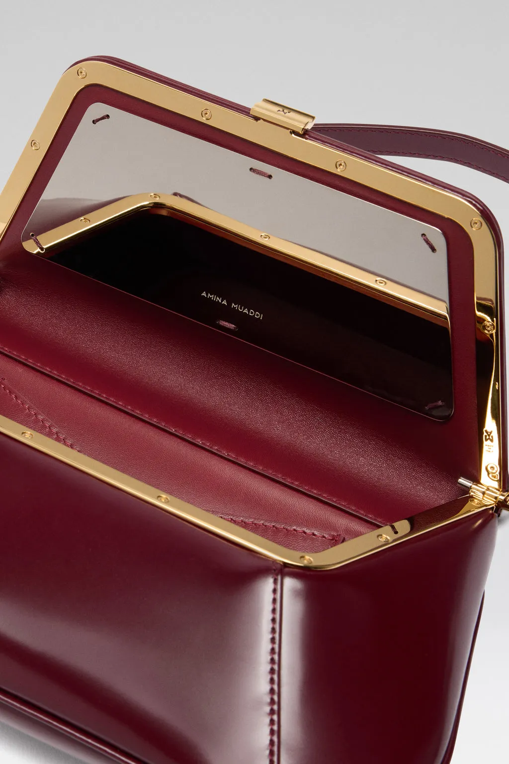 Ami Shoulder Bag Wine Spazzolato And Gold Hardware