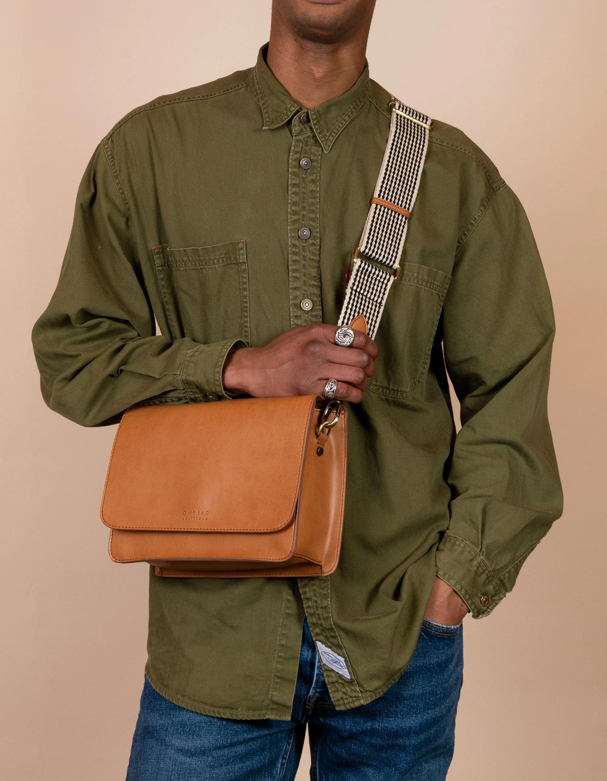 Audrey Apple Leather Vegan Crossbody | Brown
