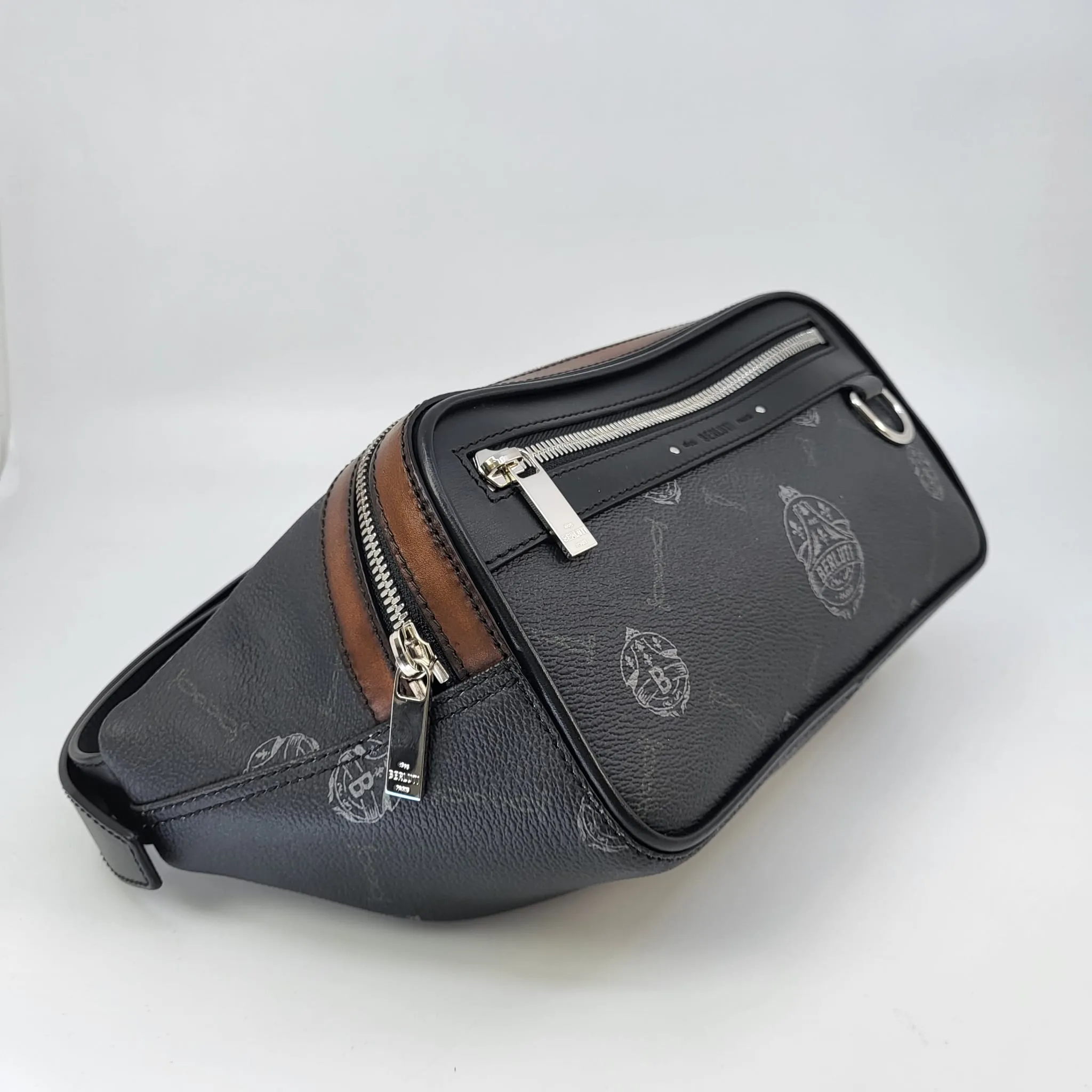 Balade Leather Messenger Bum Bag