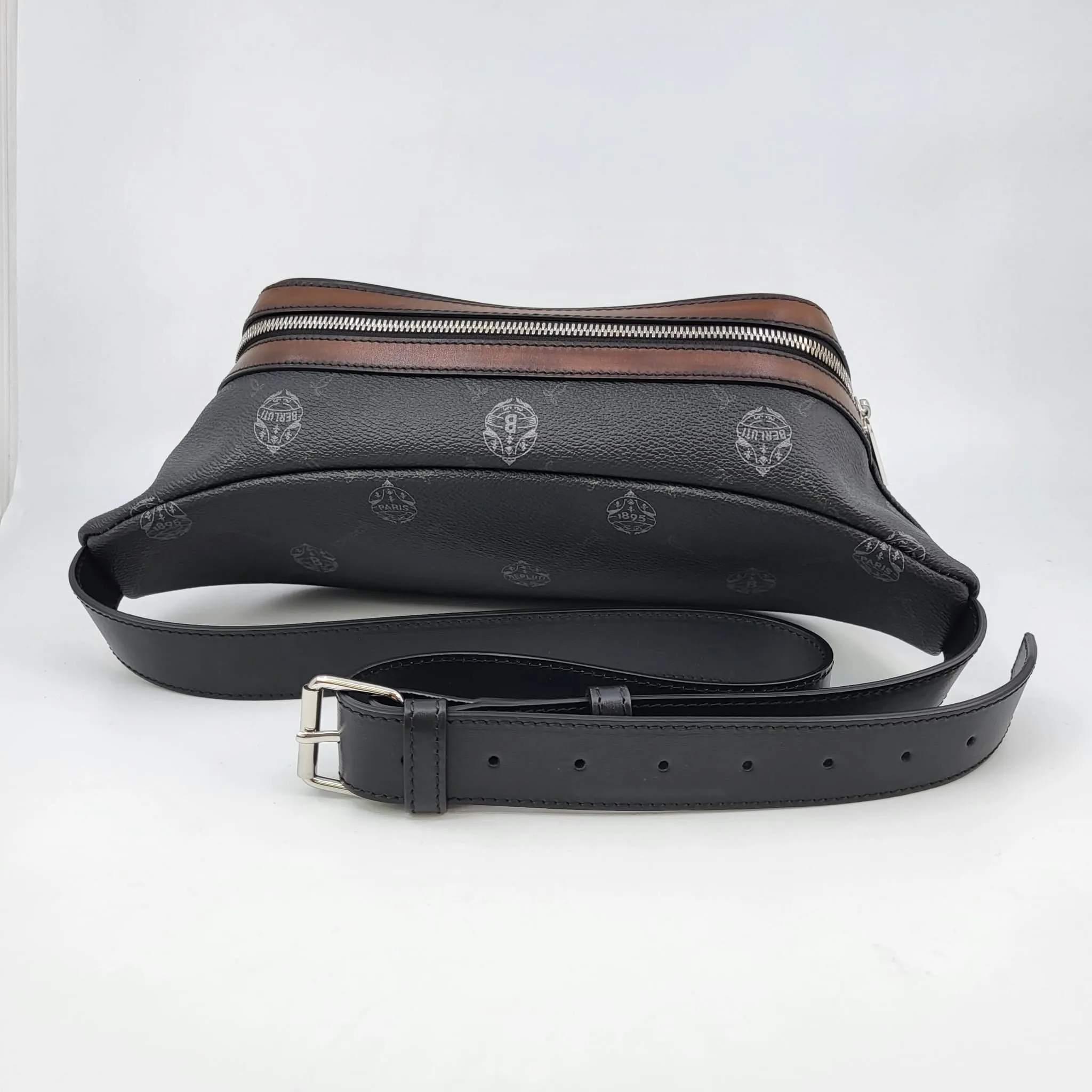 Balade Leather Messenger Bum Bag