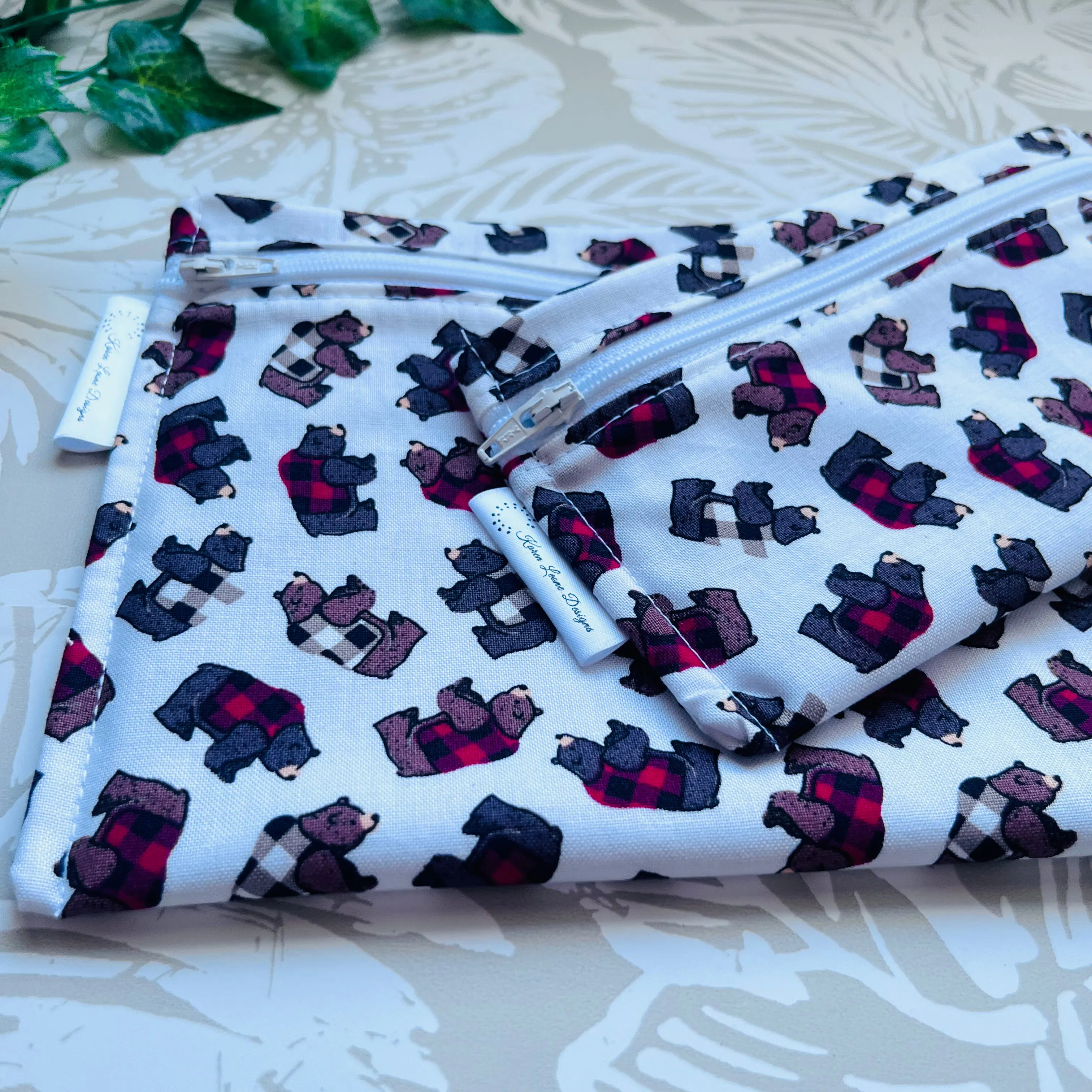 Bear In Plaid Sandwich & Snack Bags