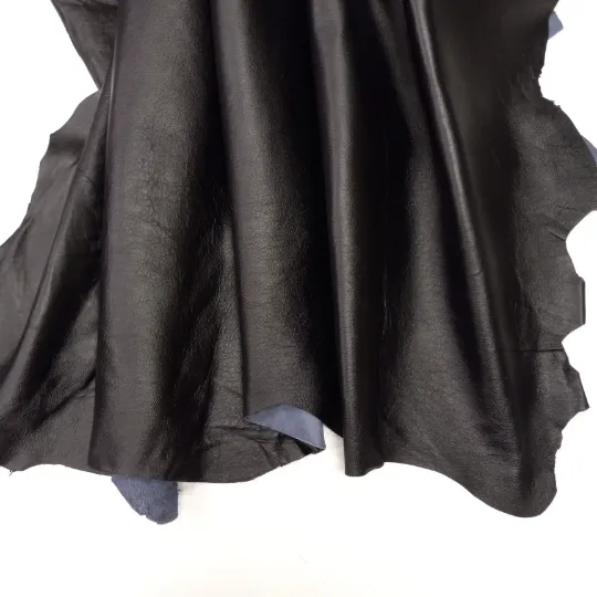 Black Lambskin Leather - Garment Leather Thickness: 0.8 -1.0 mm/ 2 - 2.5oz / Size 7 SqFt