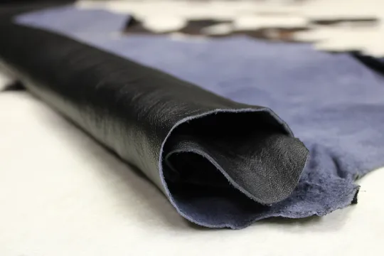 Black Lambskin Leather - Garment Leather Thickness: 0.8 -1.0 mm/ 2 - 2.5oz / Size 7 SqFt