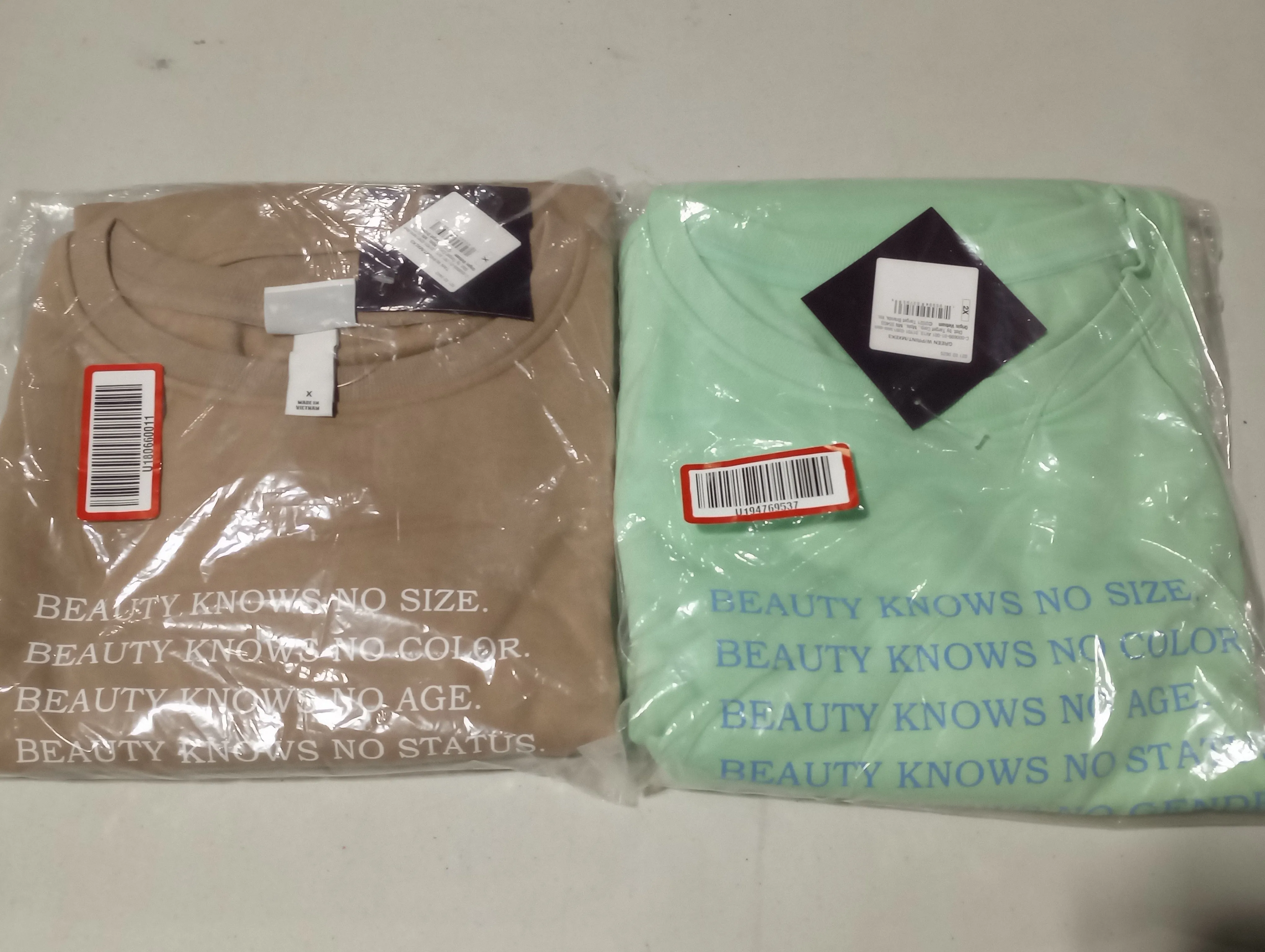 BOX 904 Women's Plus Size Sweatshirts x 16 pcs - NEW