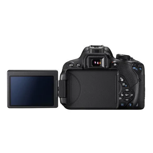 Canon 700D 18 MP DSLR Camera