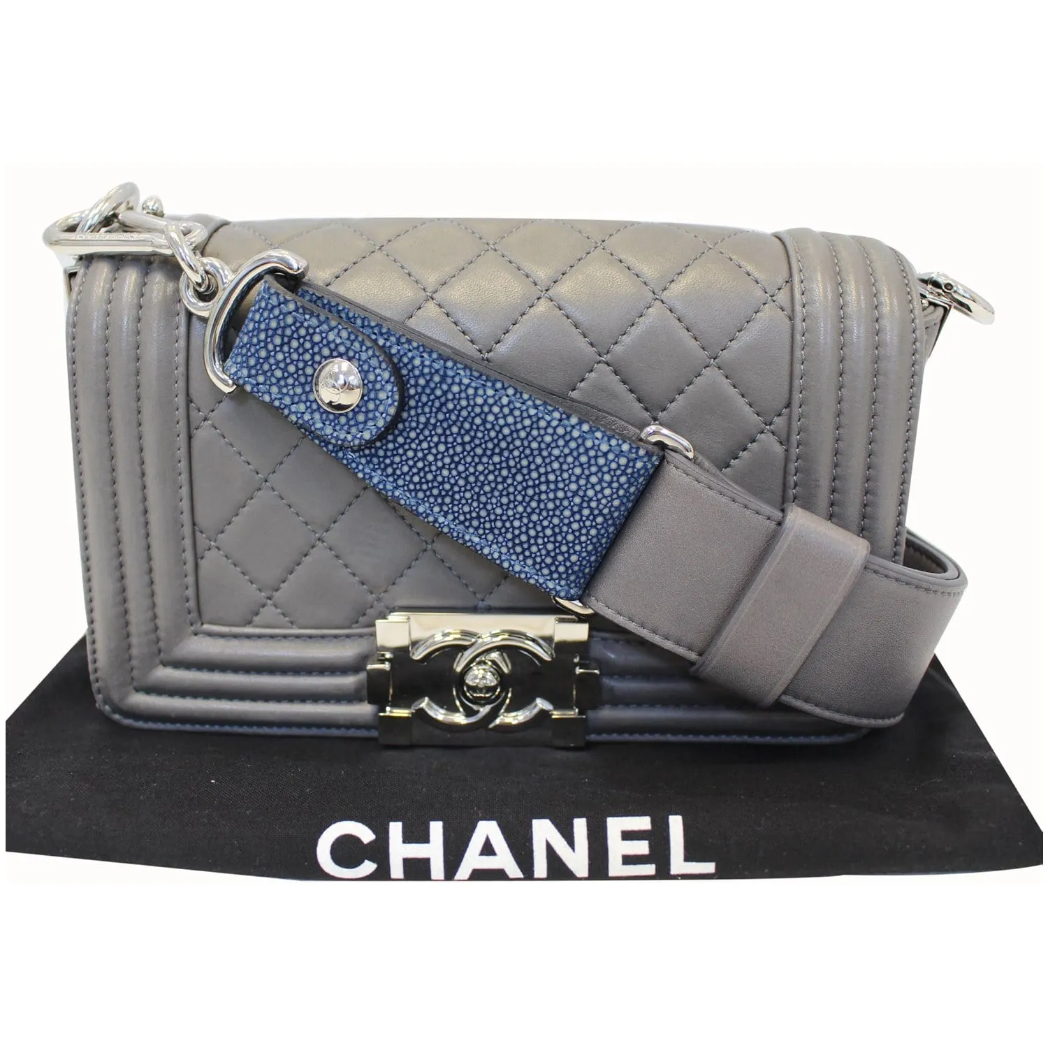 CHANEL Boy Flap with Stingray Lambskin Shoulder Bag Silver