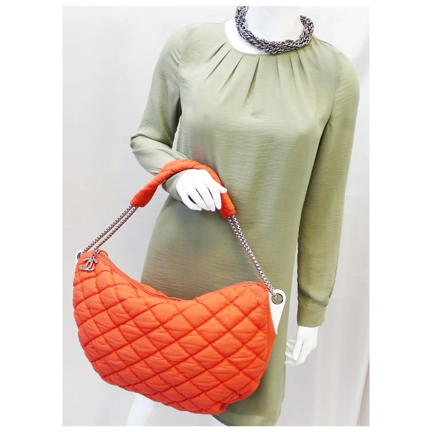 CHANEL Sac Divers Soft Shoulder Bag Red - Last Call