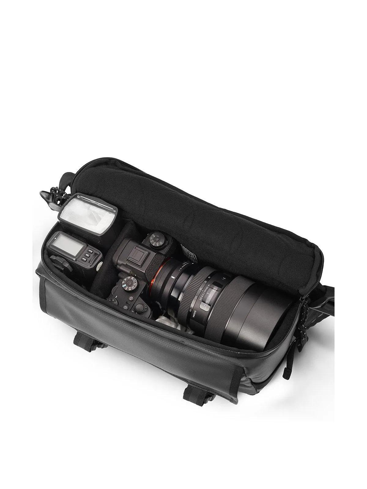 Chrome Industries Niko Camera Sling Bag 2 Black