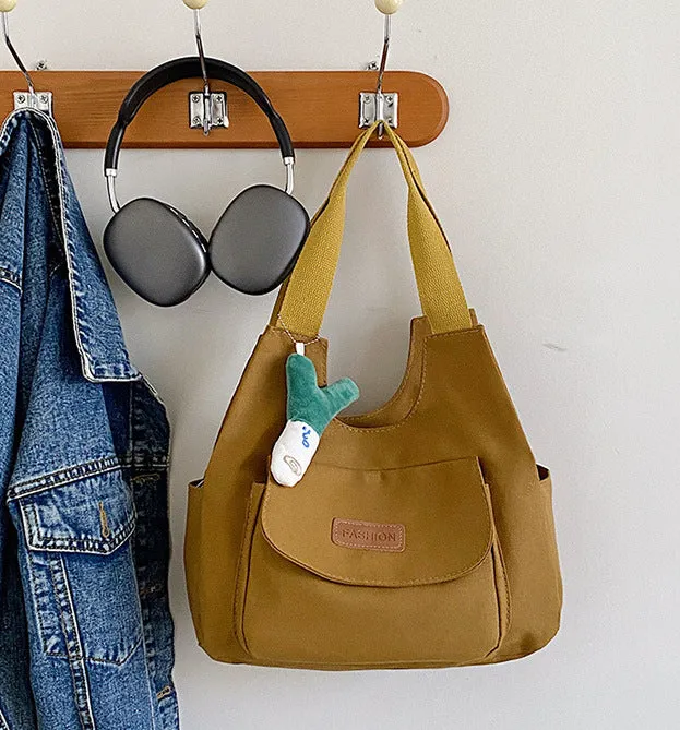 CL1205 - Multi-Pocket Shoulder Bag