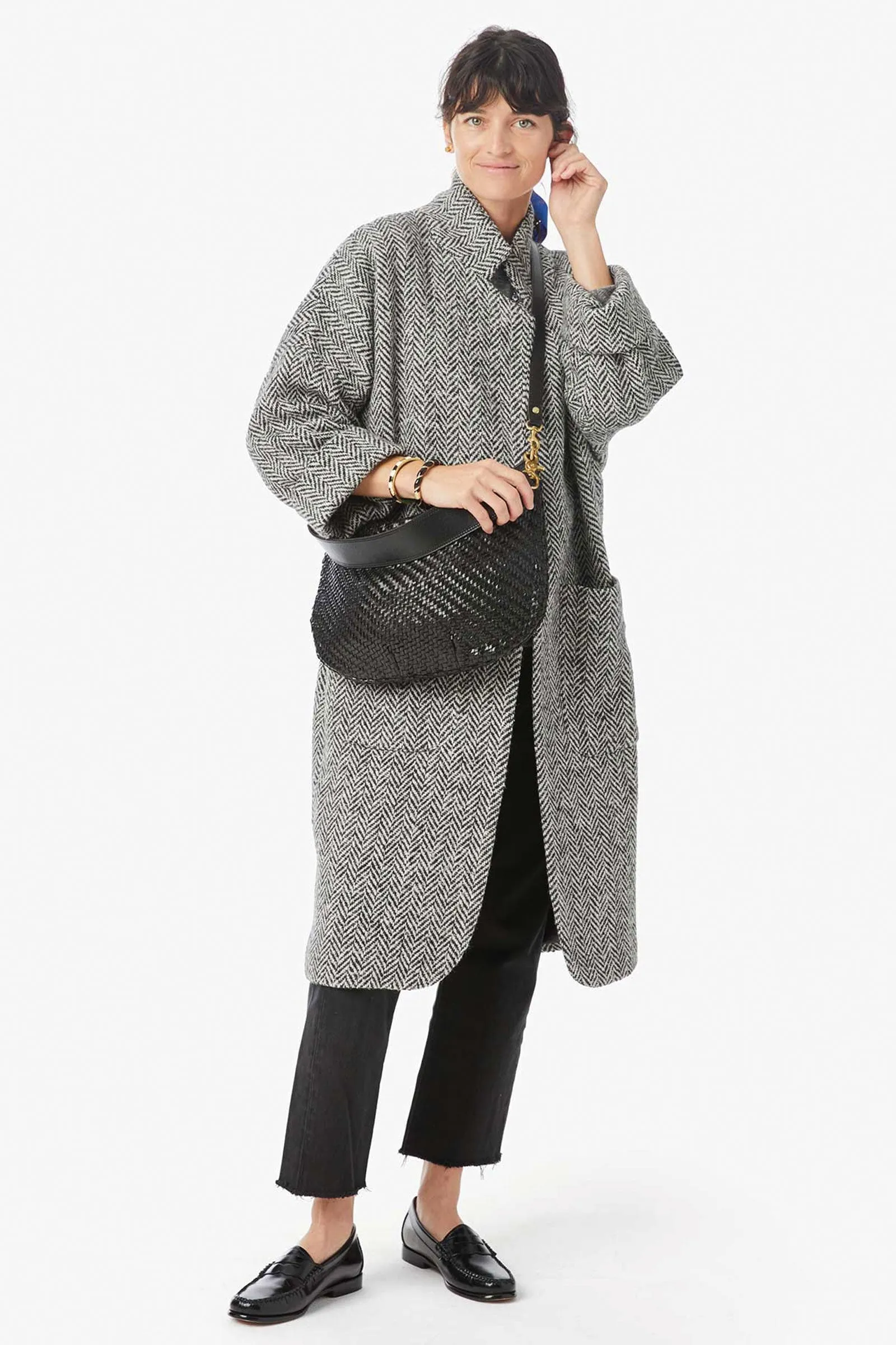 Clare Vivier Moyen Messenger in Black