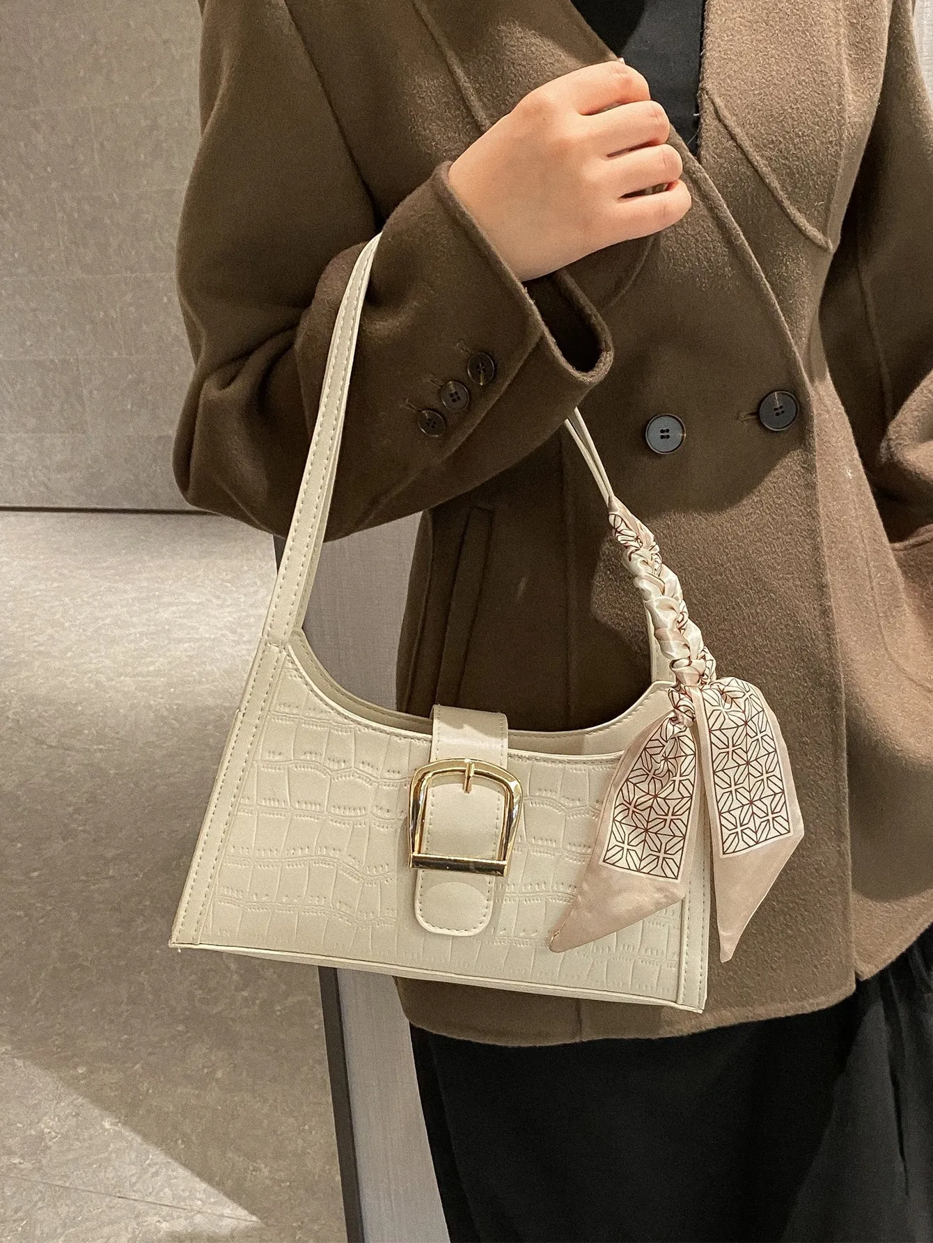 Crocodile Embossed Twilly Scarf & Buckle Decor Baguette Bag - Beige