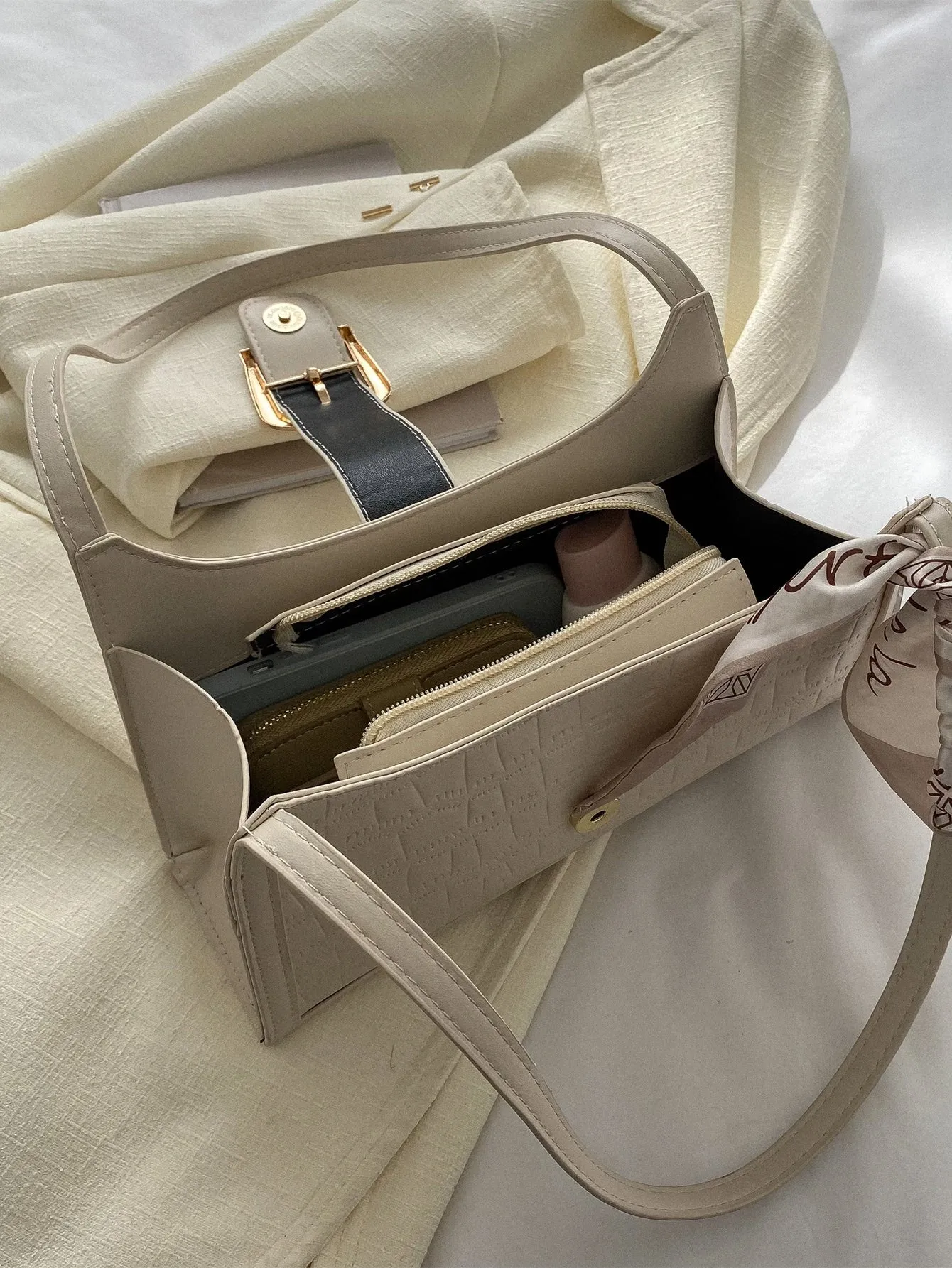 Crocodile Embossed Twilly Scarf & Buckle Decor Baguette Bag - Beige