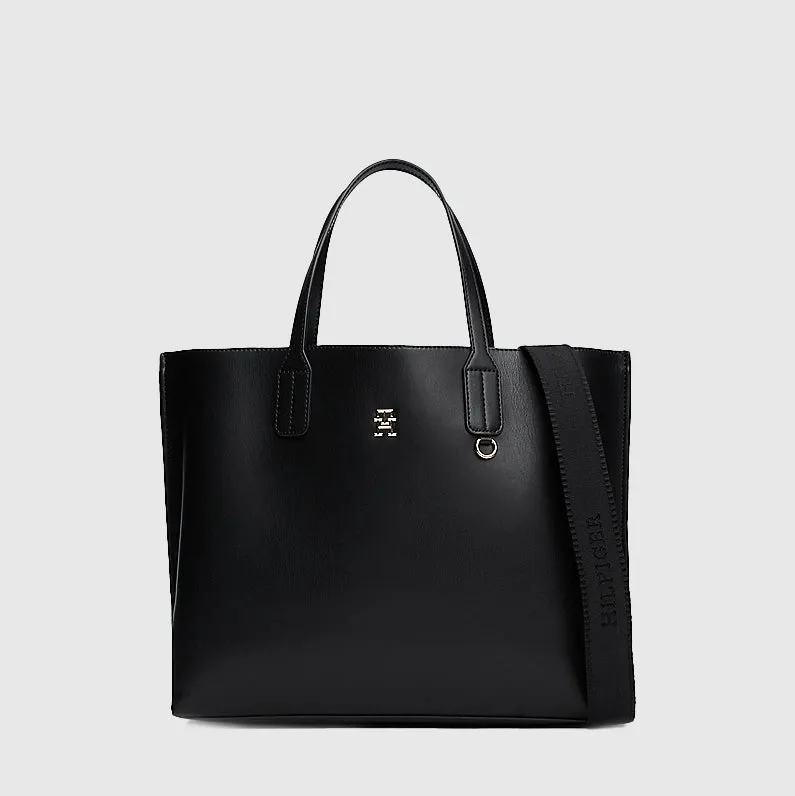 Distinct Satchel - Black