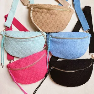 Embossed Daisy Sling Bag – Floral Crossbody with Adjustable Strap & Gold Hardware