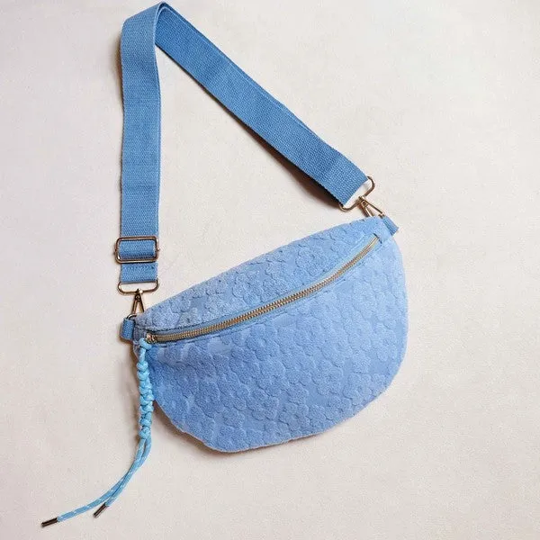 Embossed Daisy Sling Bag – Floral Crossbody with Adjustable Strap & Gold Hardware