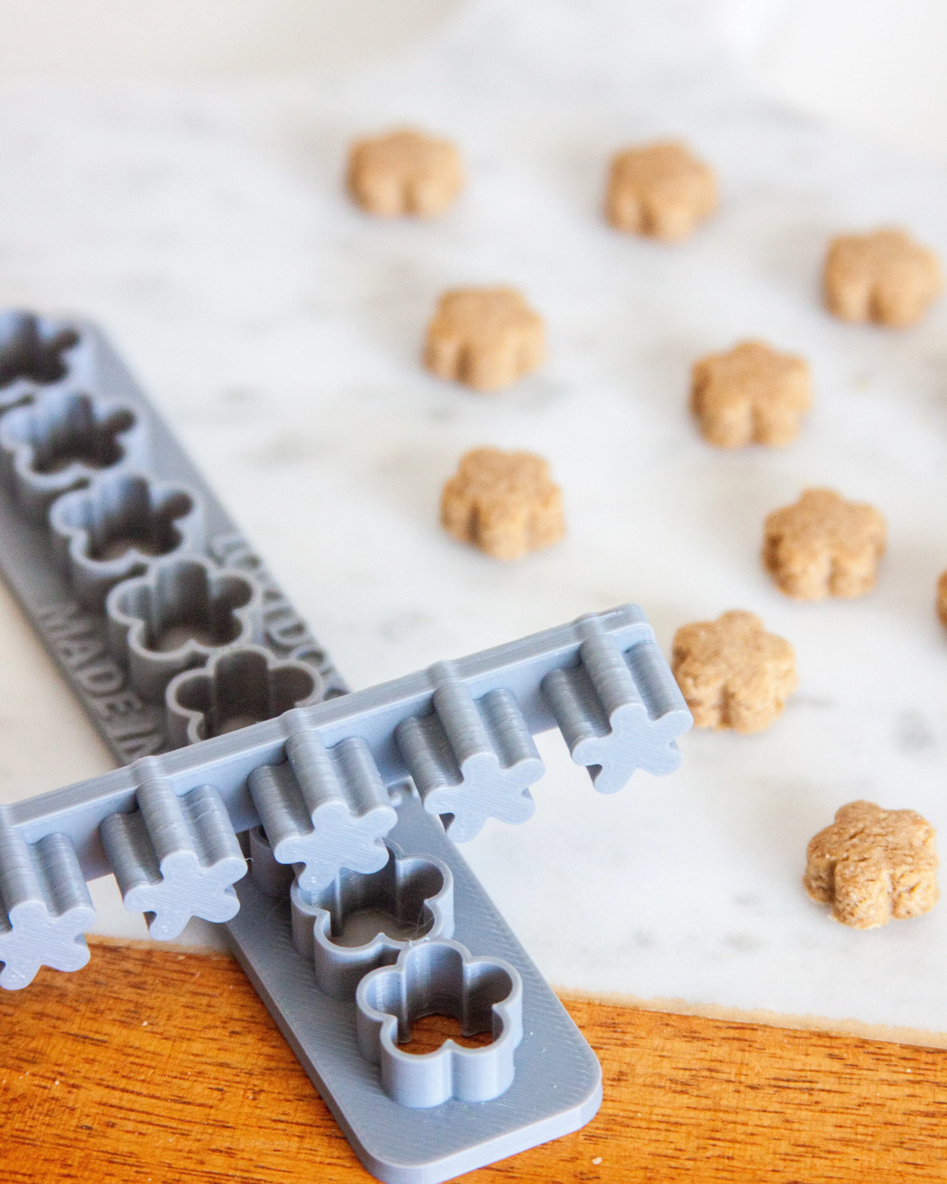 Flower Shape MULTI-CUTTER (Training Treat Size) Sets Available with Optional Tool