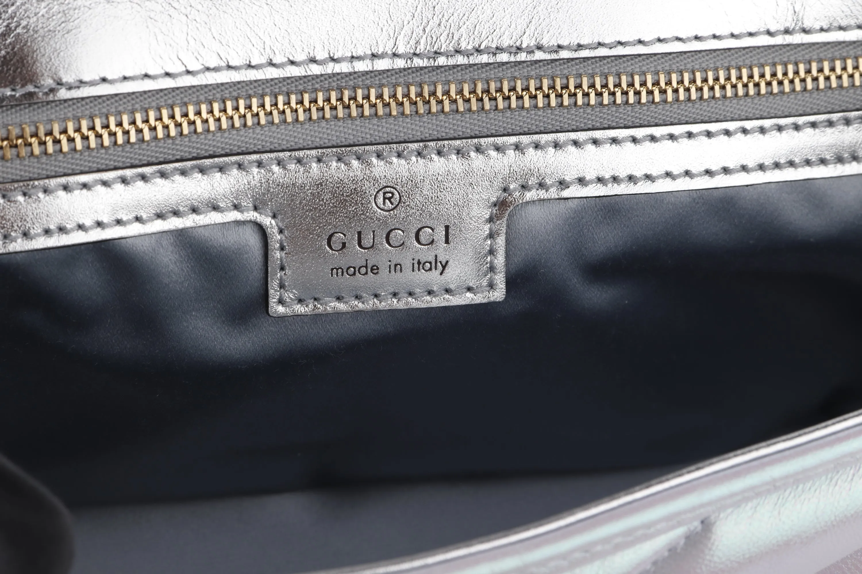 GIUCCI GG MARMONT SMALL SHOULDER BAG (443497-525040) GOLD HARDWARE, W26CM, NO DUST COVER