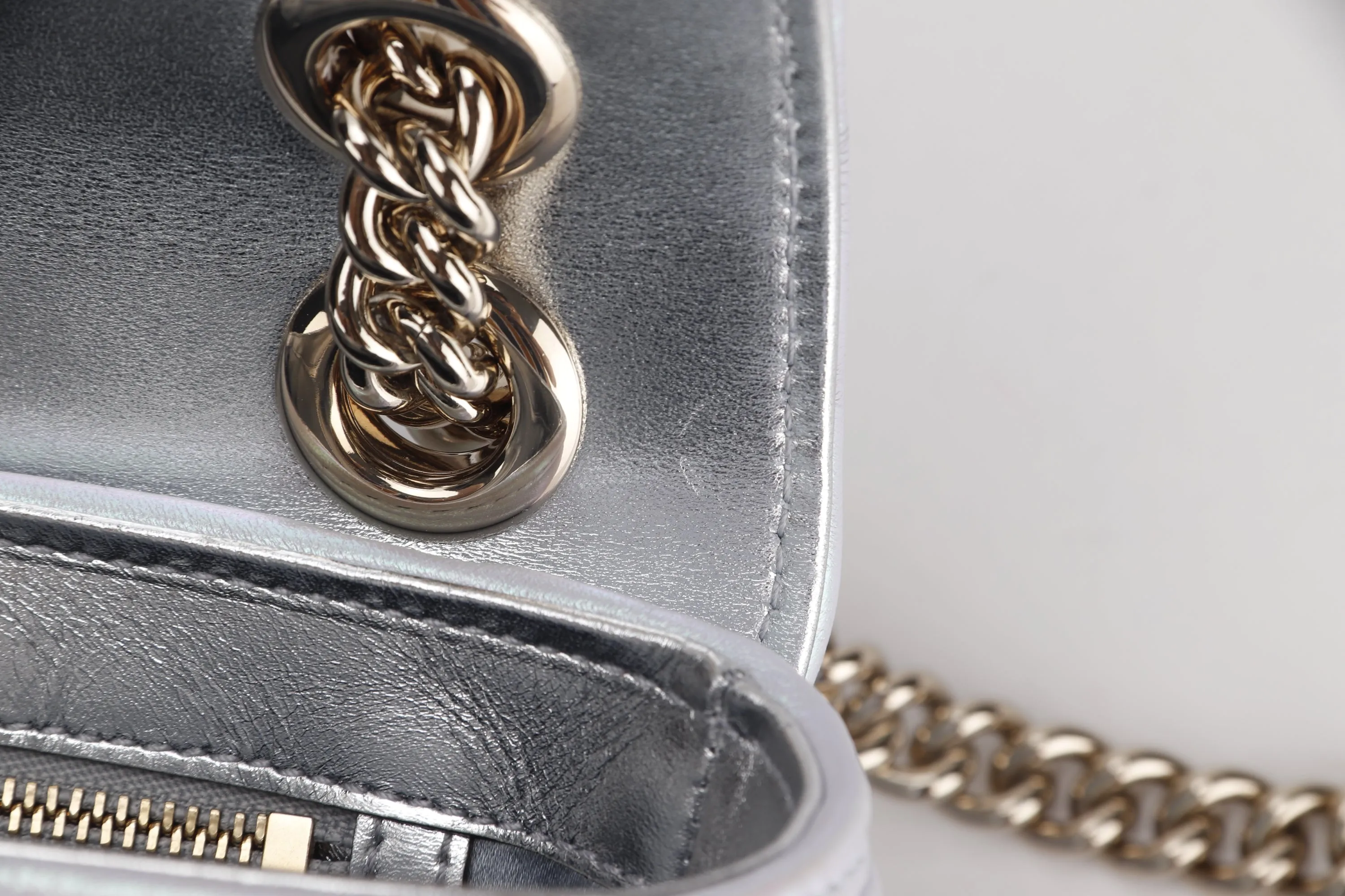 GIUCCI GG MARMONT SMALL SHOULDER BAG (443497-525040) GOLD HARDWARE, W26CM, NO DUST COVER