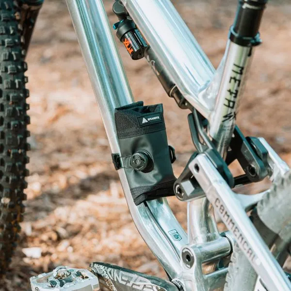 Granite Designs Quiver Roll-Up Saddle Bag