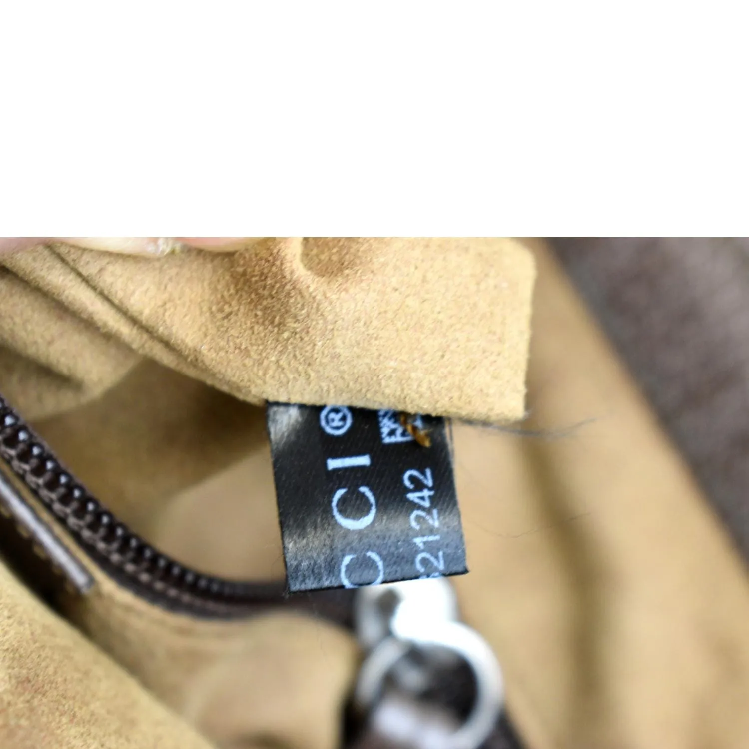 GUCCI Courrier Zip GG Supreme Canvas Messenger Bag Beige 406408