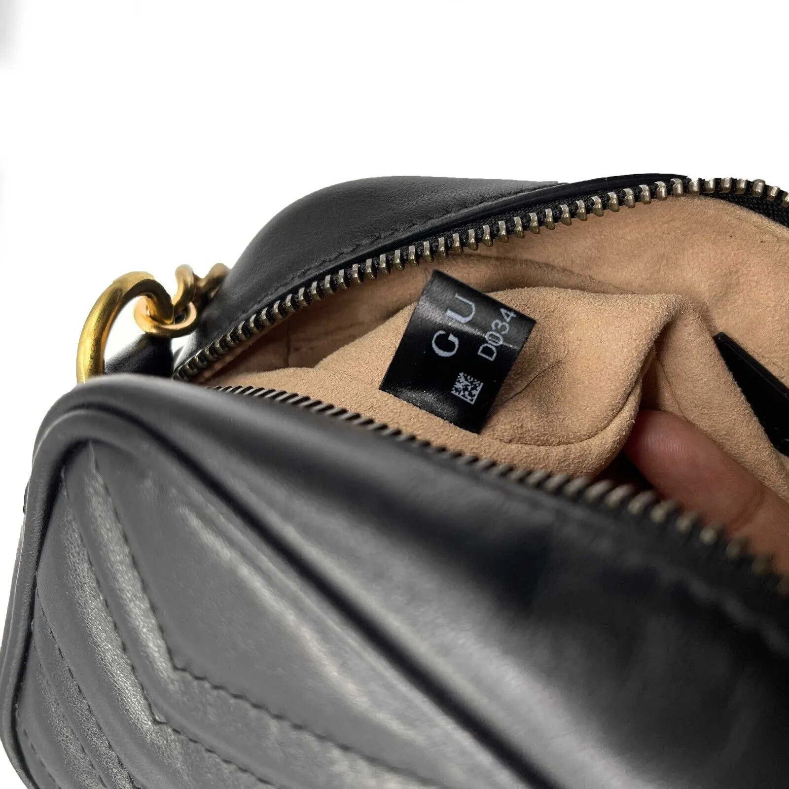 Gucci - GG Black Marmont Matelassé Mini Camera Bag
