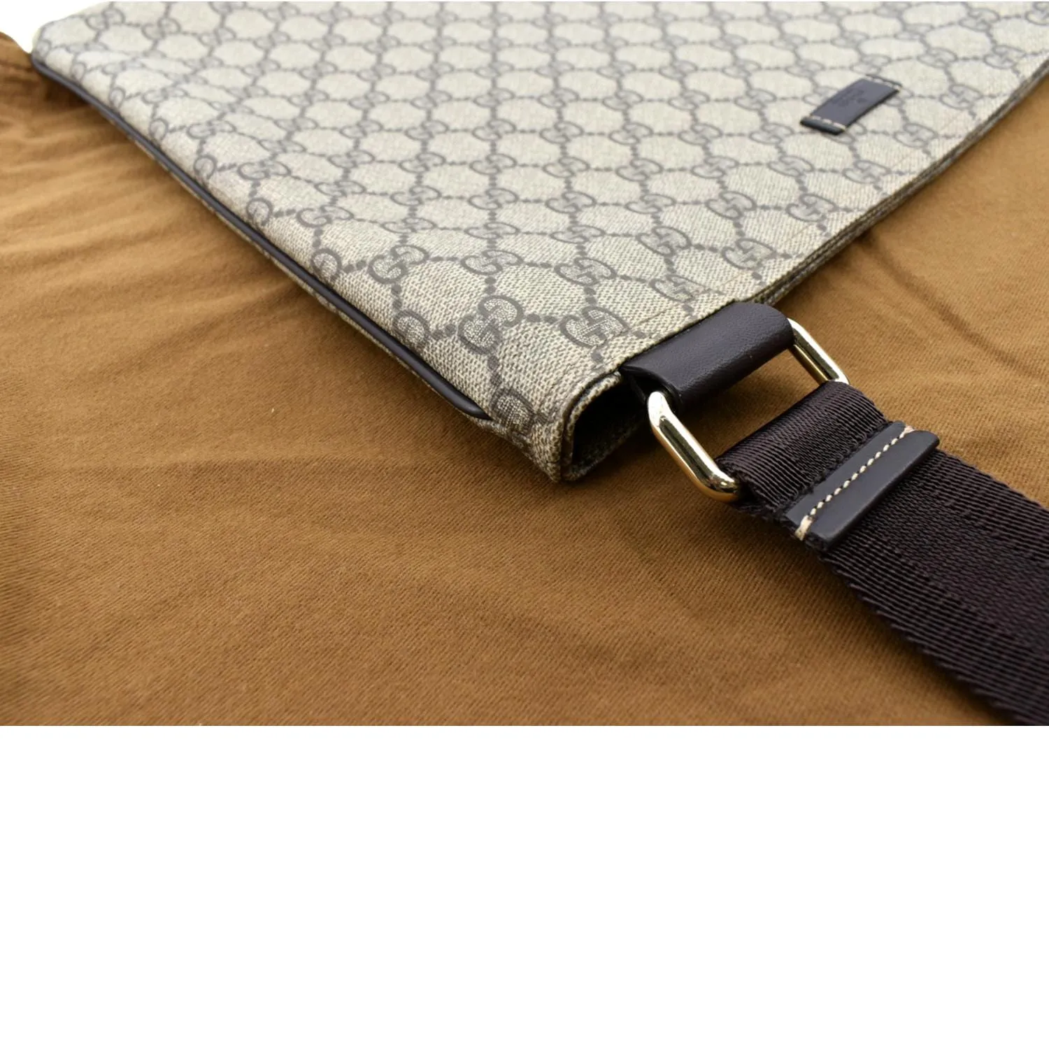 GUCCI GG Supreme Canvas Messenger Shoulder Bag Beige 201446