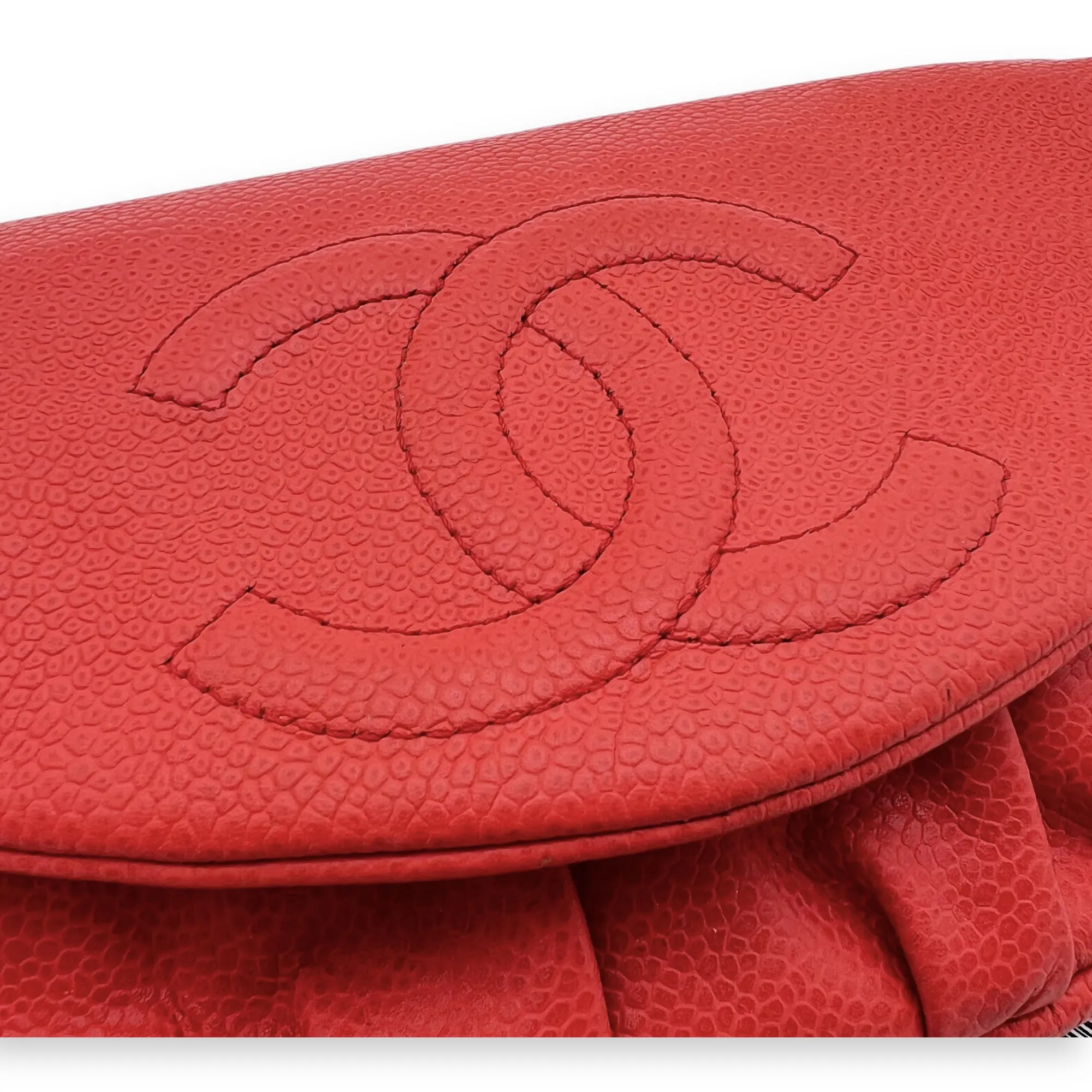 Half Moon Wallet On Chain Red in Caviar Leather, Silver hardware
