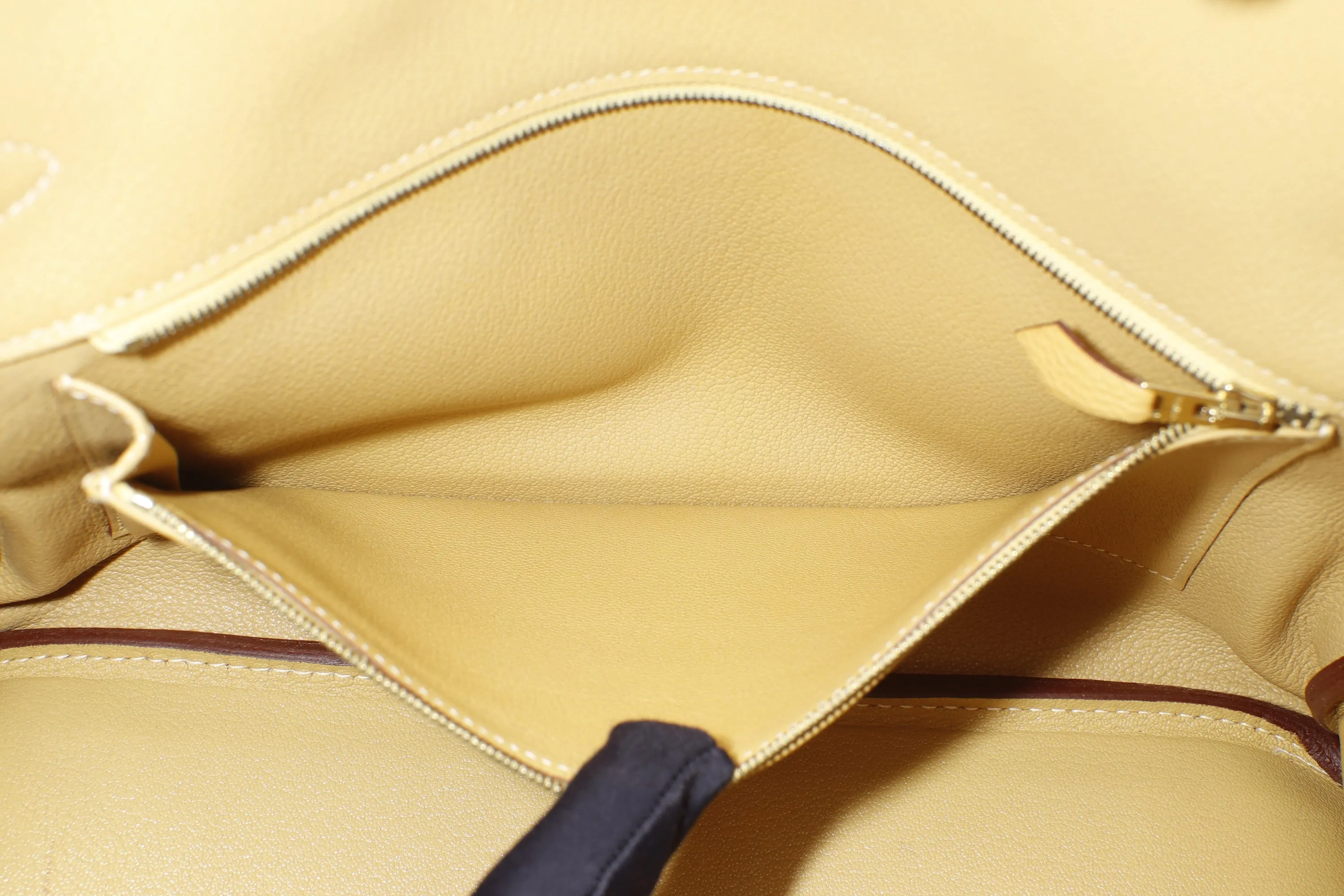 HERMES BIRKIN 35 (STAMP L) MOUTARDE CLEMENCE LEATHER GOLD HARDWARE, WITH KEYS, LOCK, RAINCOAT & DUST COVER