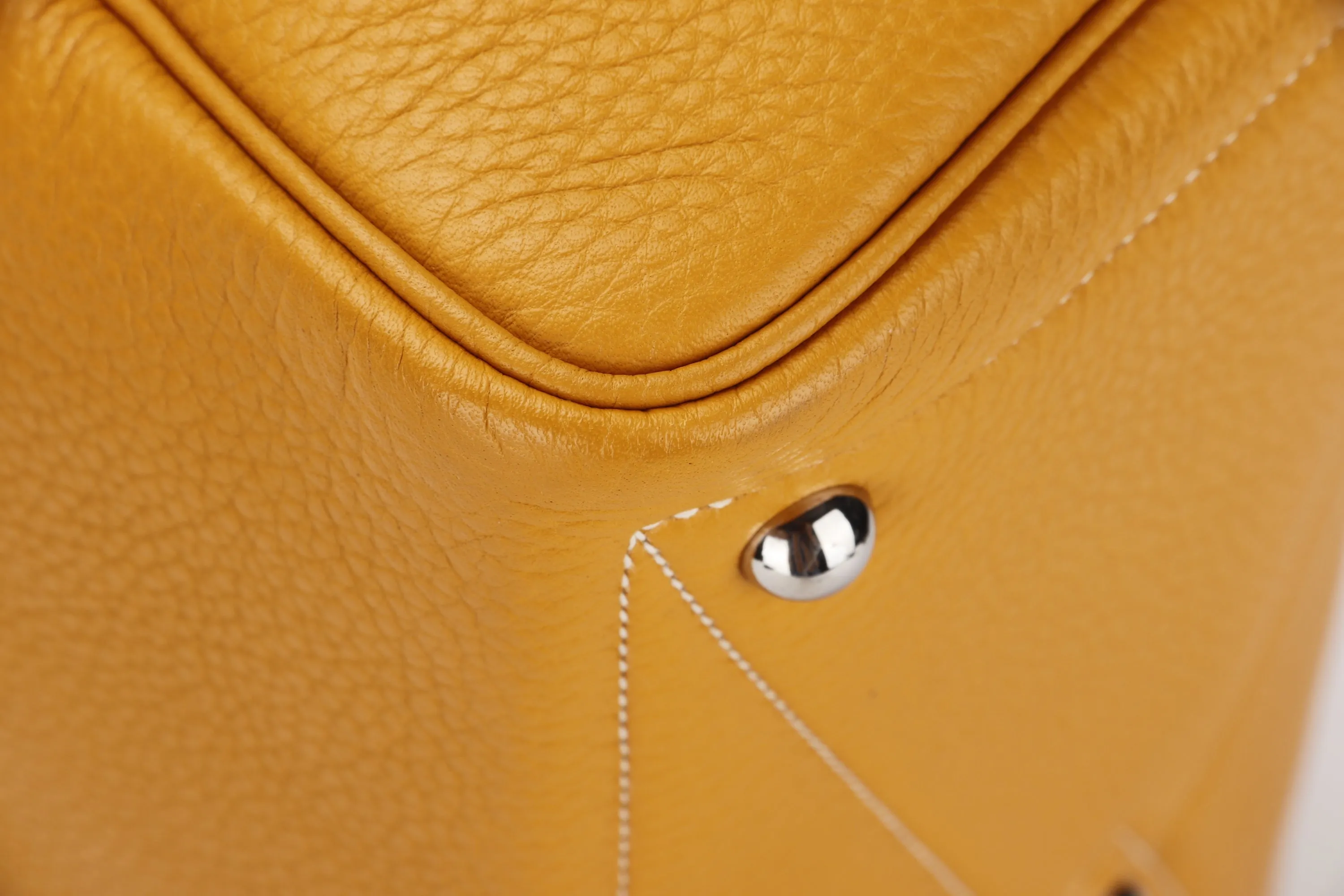 HERMES VICTORIA 34 (STAMP P 2012) MUSTARD CLEMENCE LEATHER SILVER HARDWARE, WITH KEYS, LOCK & DUST COVER