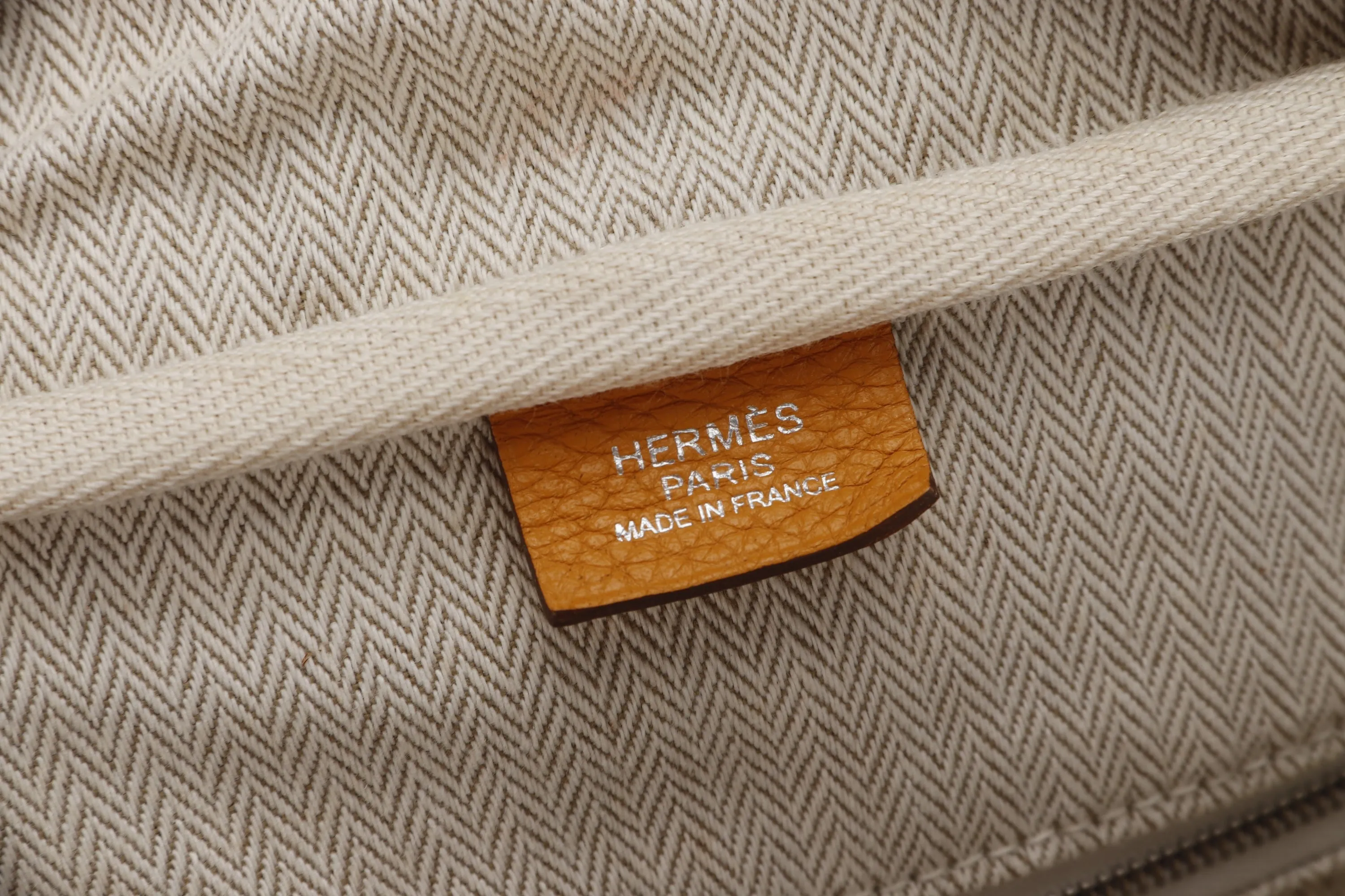 HERMES VICTORIA 34 (STAMP P 2012) MUSTARD CLEMENCE LEATHER SILVER HARDWARE, WITH KEYS, LOCK & DUST COVER