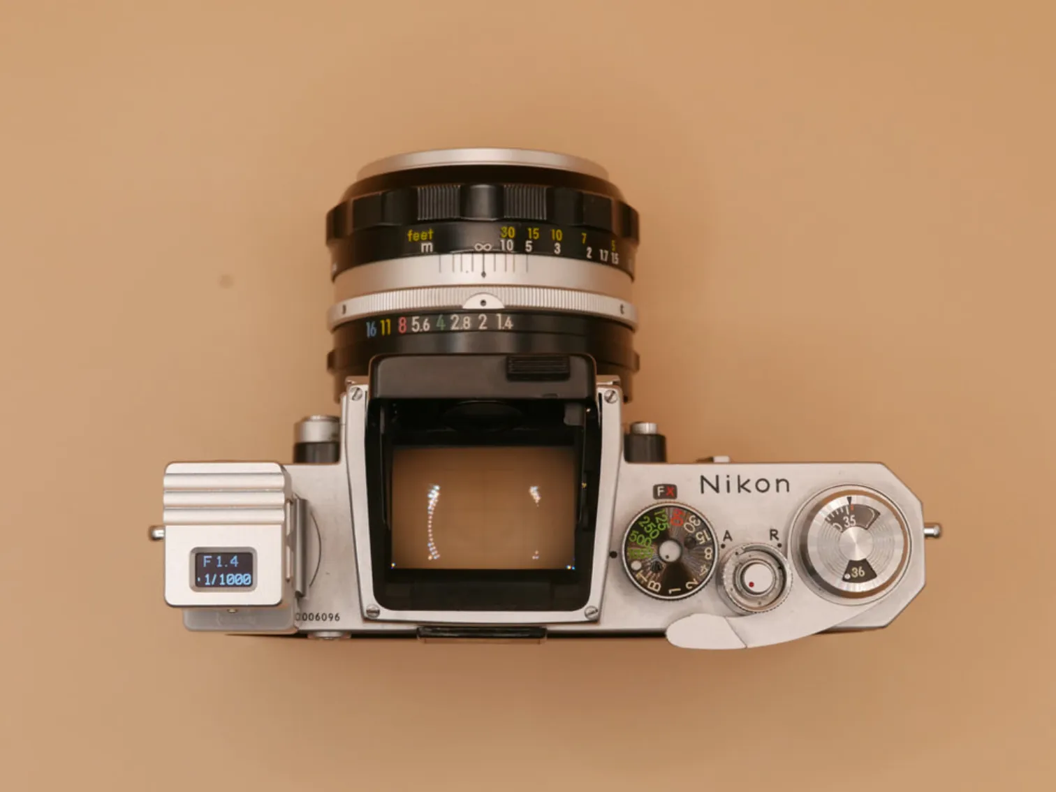 Keks KMQ - the compact light-meter for film cameras