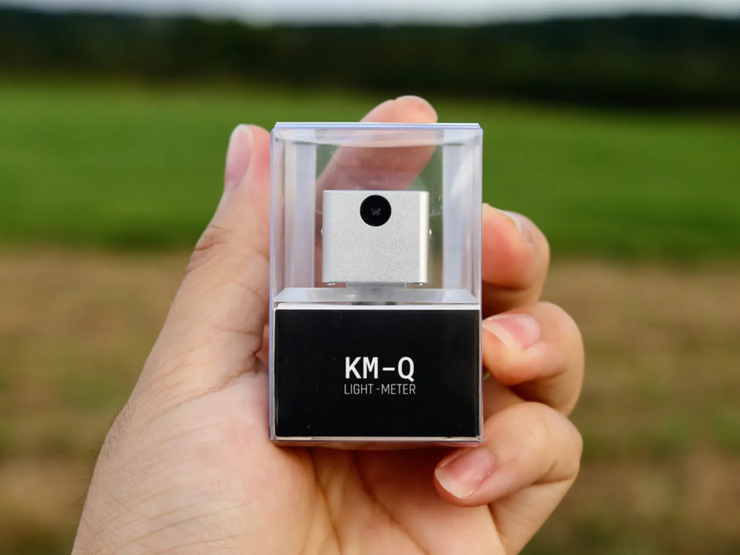 Keks KMQ - the compact light-meter for film cameras