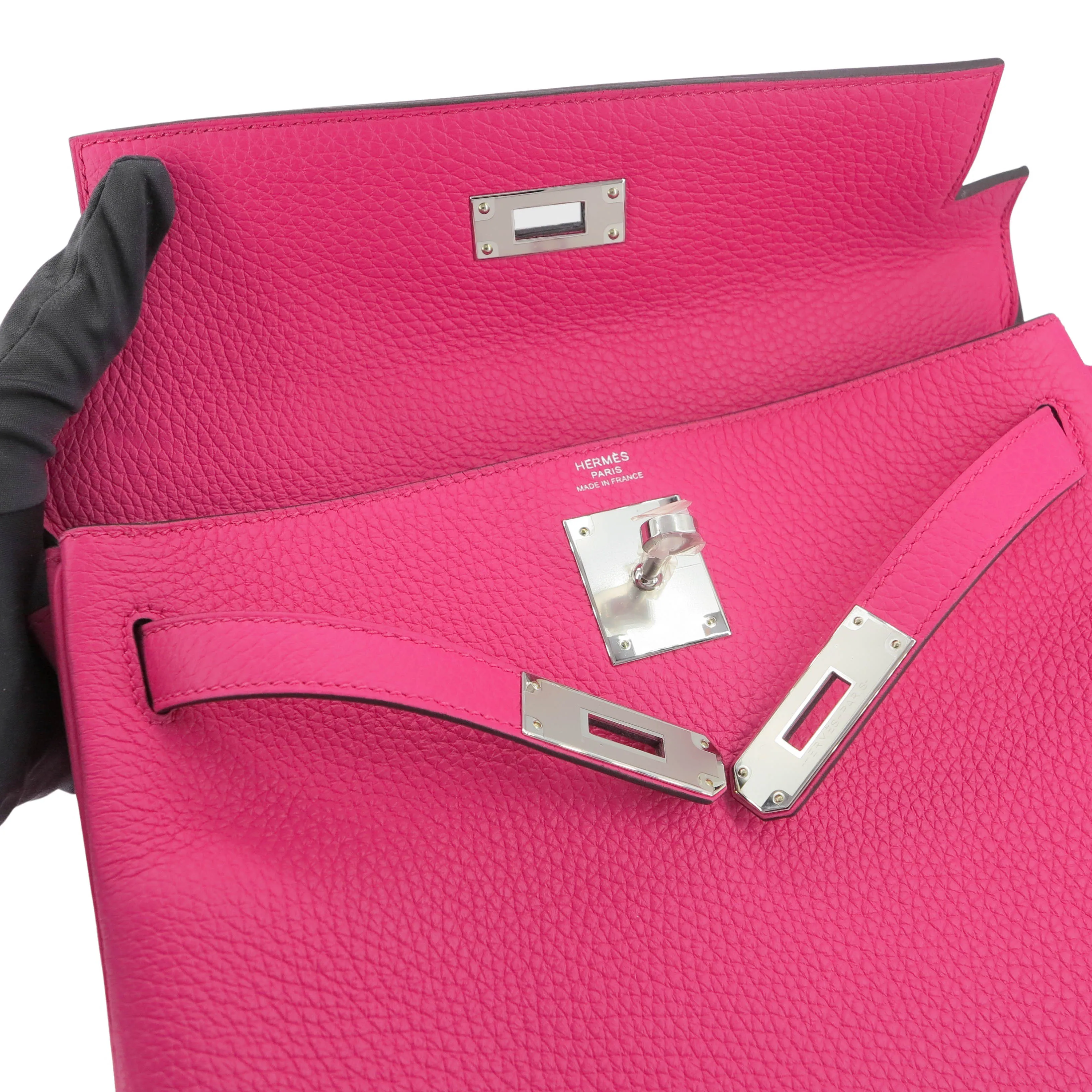 Kelly 28 in Rose Shocking Clemence PHW
