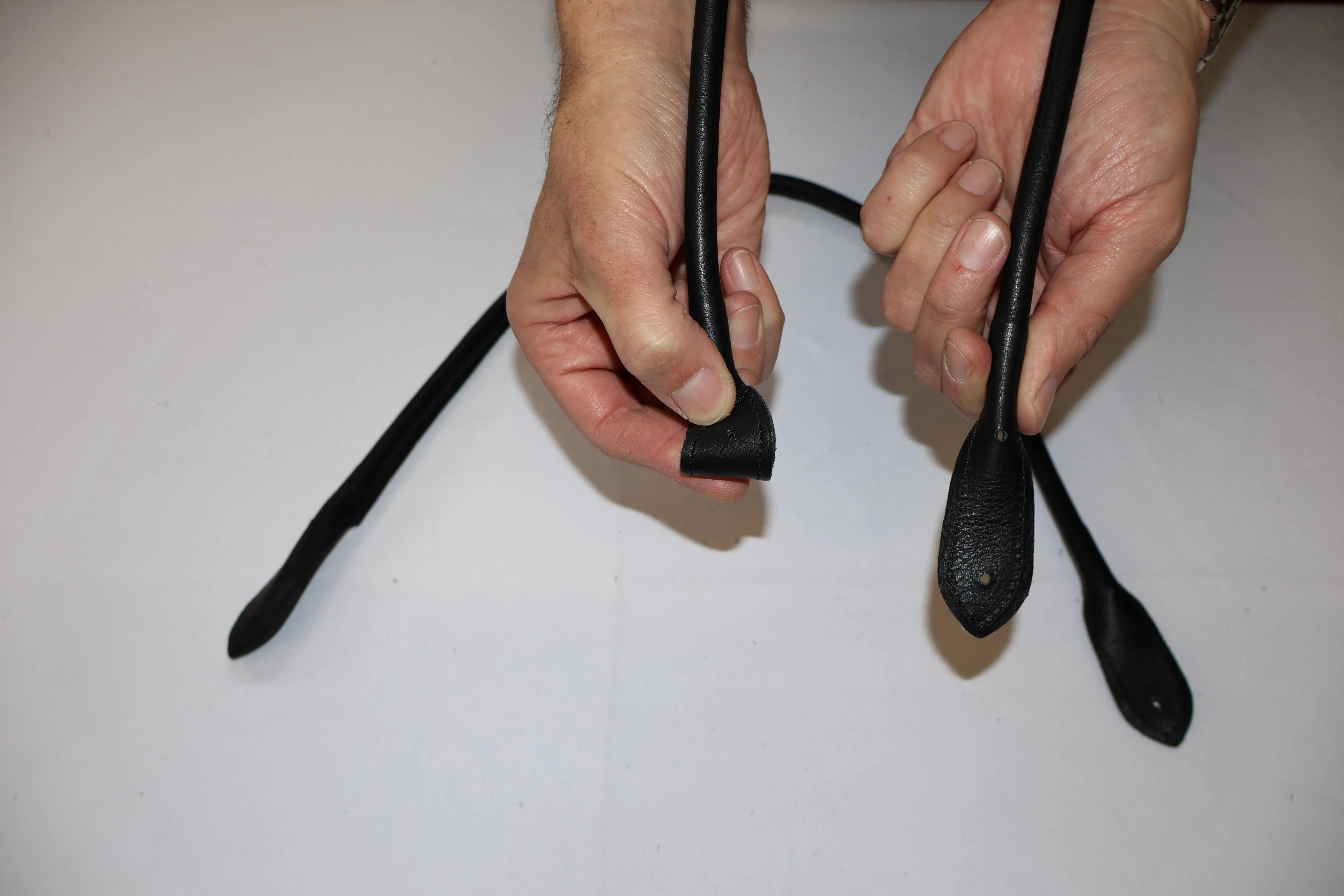 Leather shoulder handles for bags, Pair or rounded stitched genuine leather handles for bags length 75cm(30 inches)