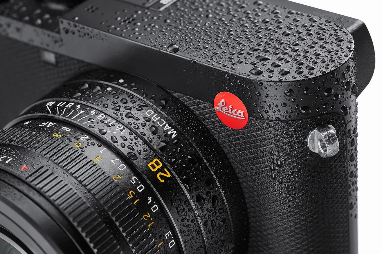 Leica Q2 Digital Camera
