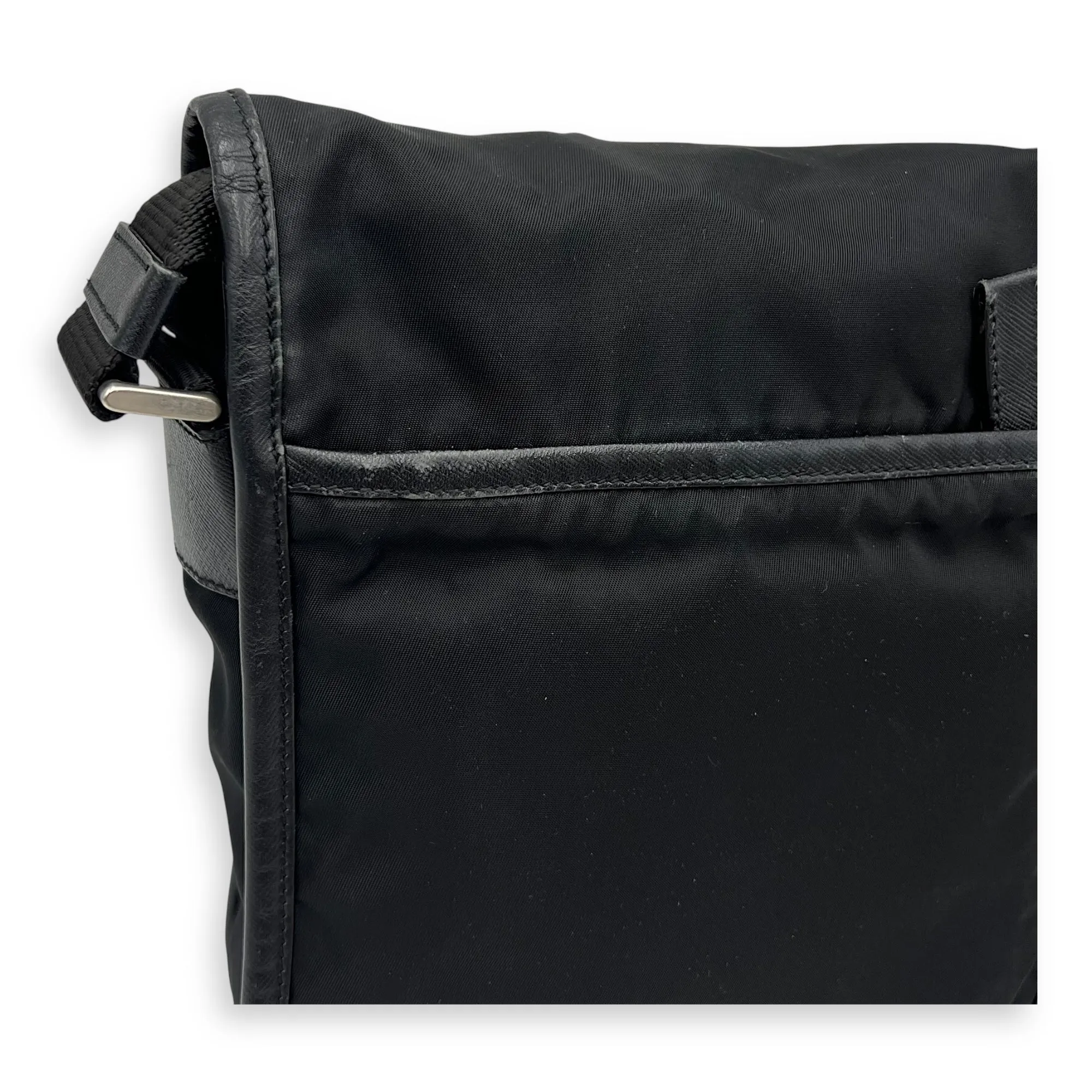 Logo Messenger Black in Nylon, Silver hardware