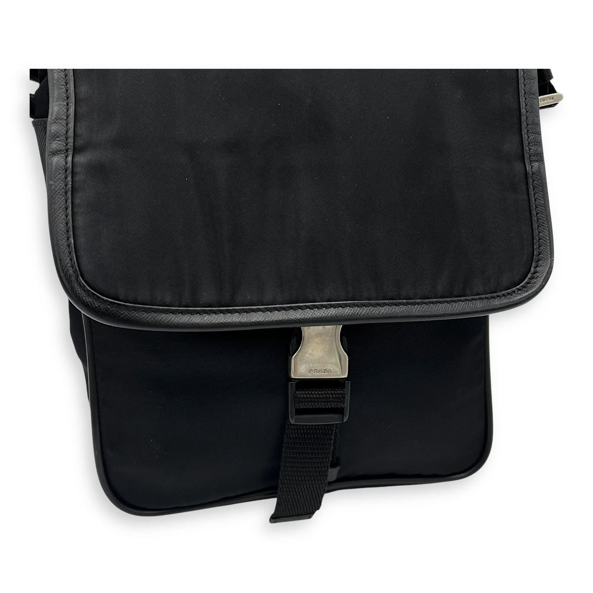 Logo Messenger Black in Nylon, Silver hardware