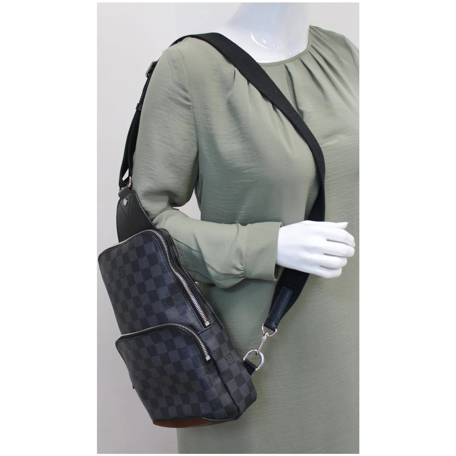 LOUIS VUITTON Avenue Sling Damier Graphite Crossbody Bag Black