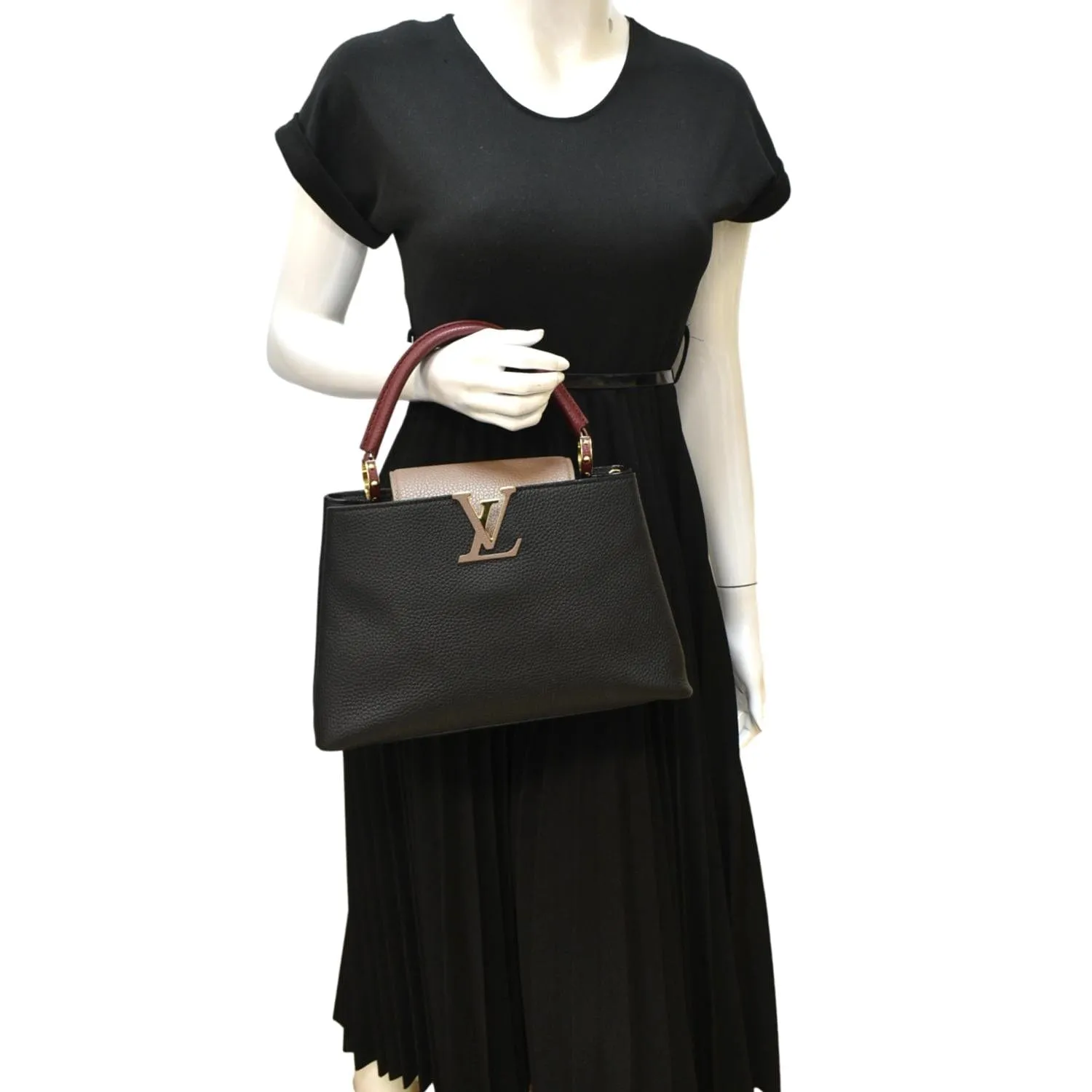LOUIS VUITTON Capucines Taurillon Leather Satchel Bag Black