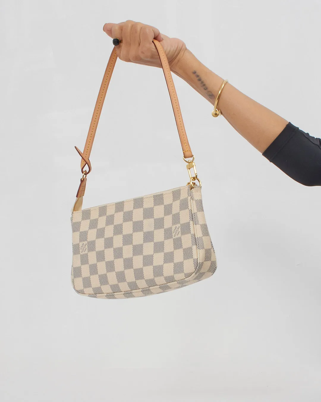 Louis Vuitton Damier Azur Pochette Accessoires