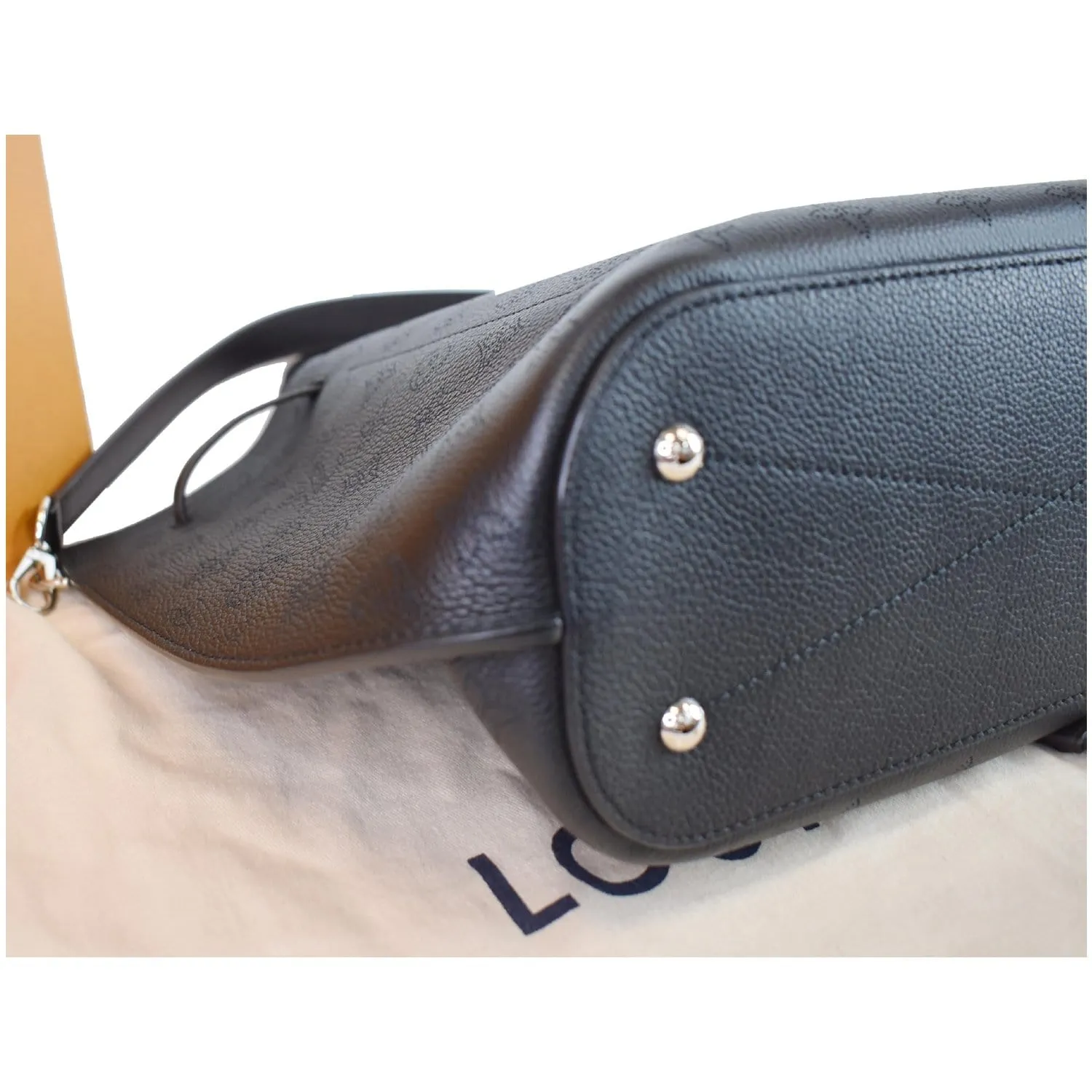 LOUIS VUITTON Girolata Monogram Mahina Leather Shoulder Bag Black