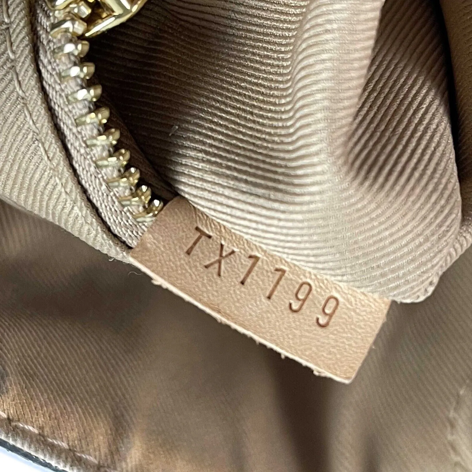 Louis Vuitton Graceful PM in Monogram Canvas Brown Shoulder Handbag
