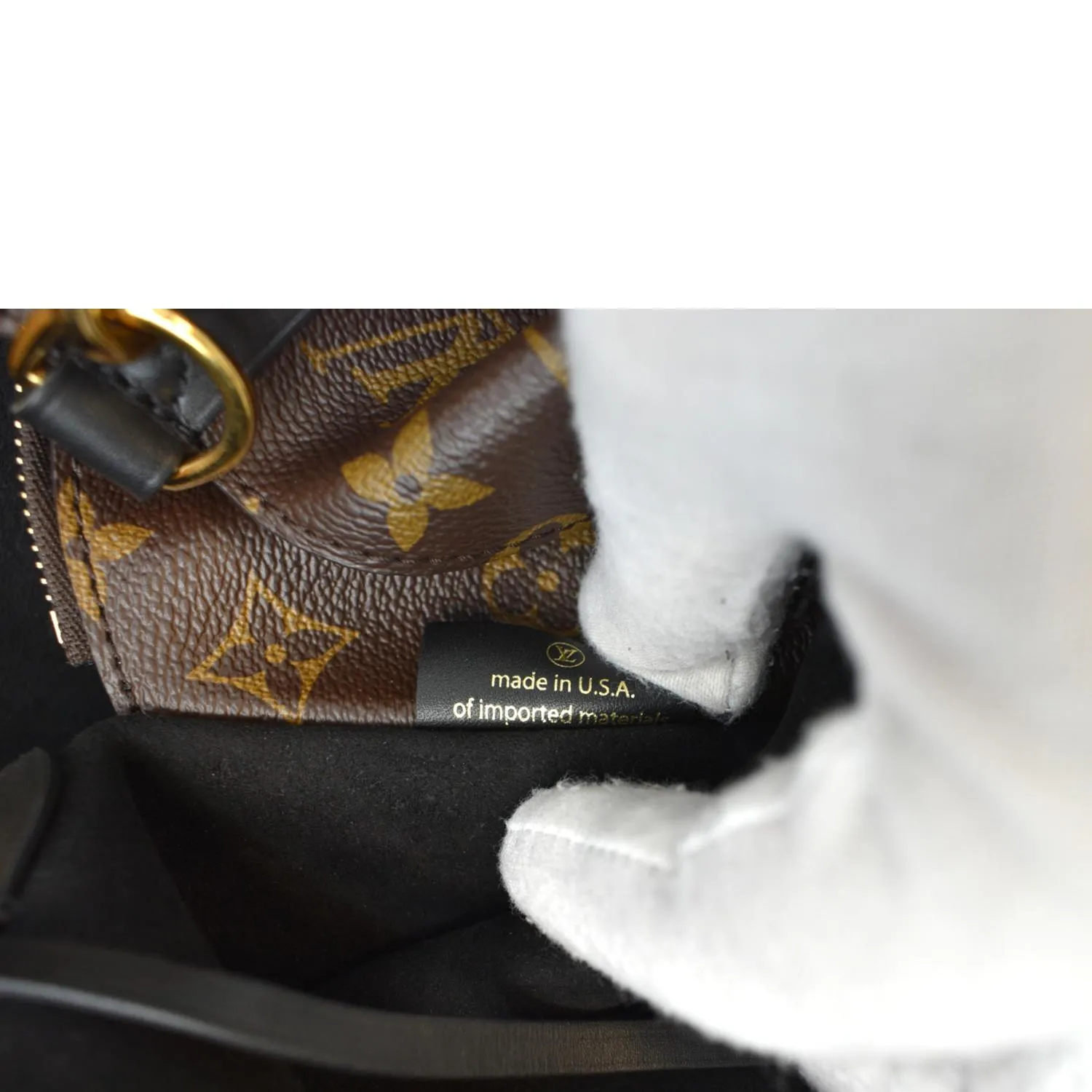 LOUIS VUITTON NeoNoe MM Monogram Canvas Shoulder Bag Brown