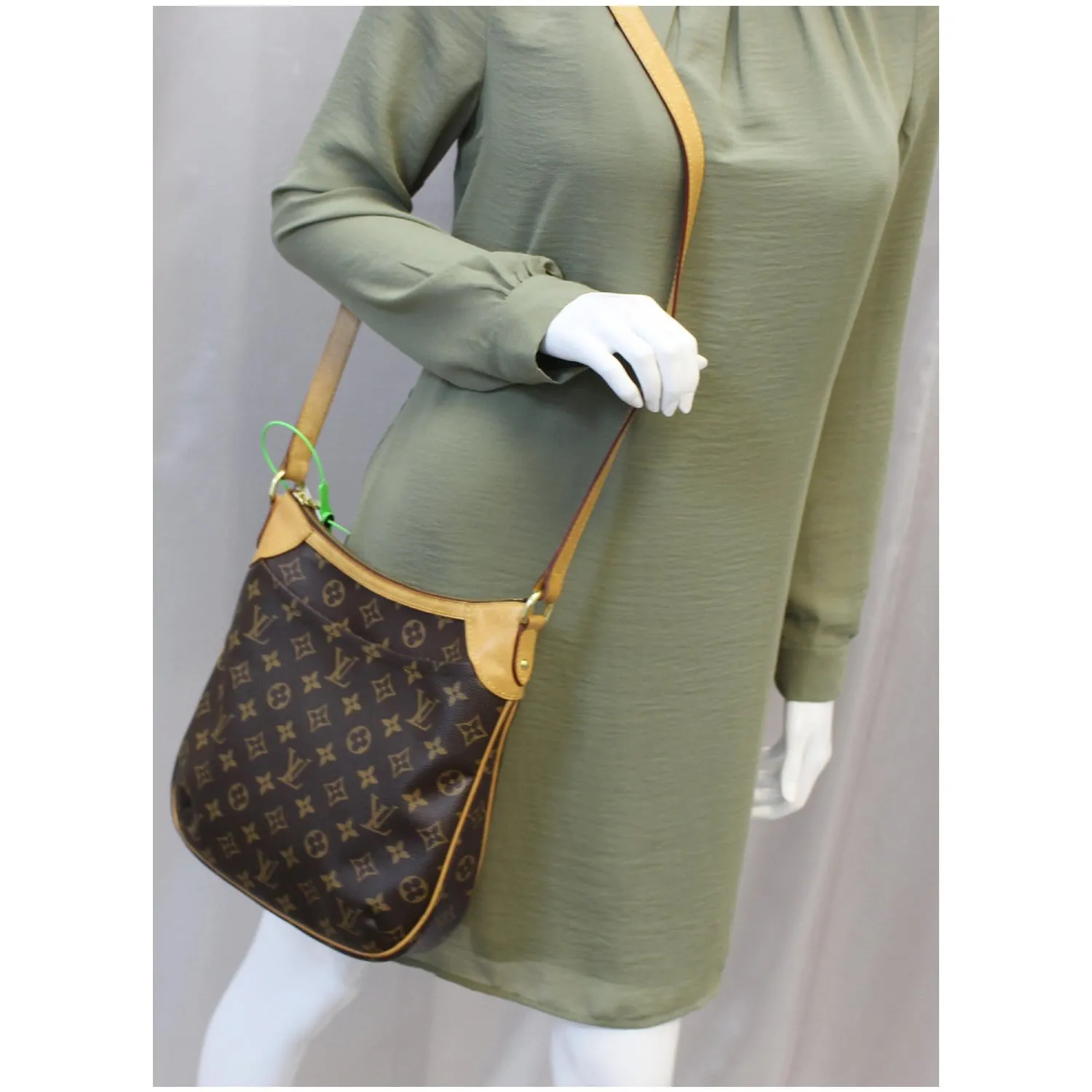 LOUIS VUITTON Odeon PM Monogram Canvas Shoulder Crossbody Bag Brown